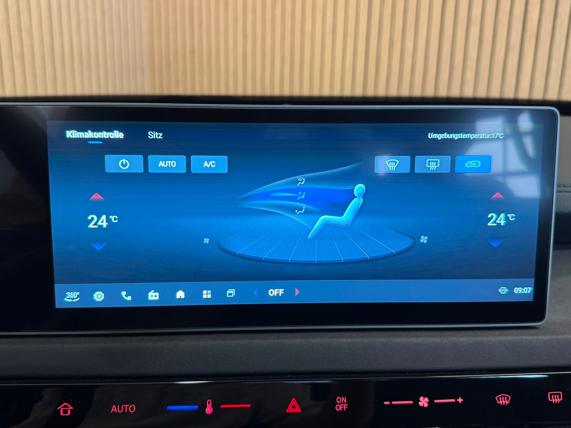 MAXUS T60 Luxury Max 2.0TDI 4x4 Automat-image-21
