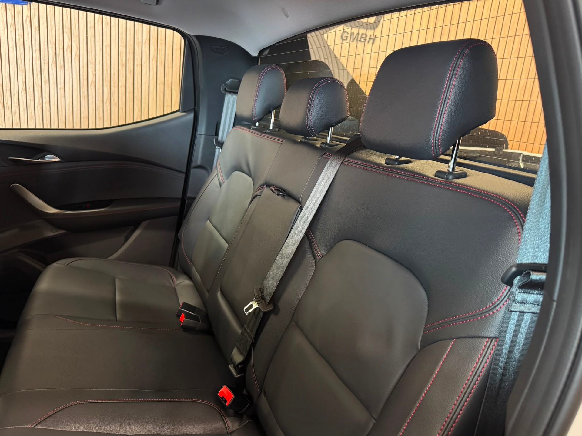 MAXUS T60 Luxury Max 2.0TDI 4x4 Automat-image-26