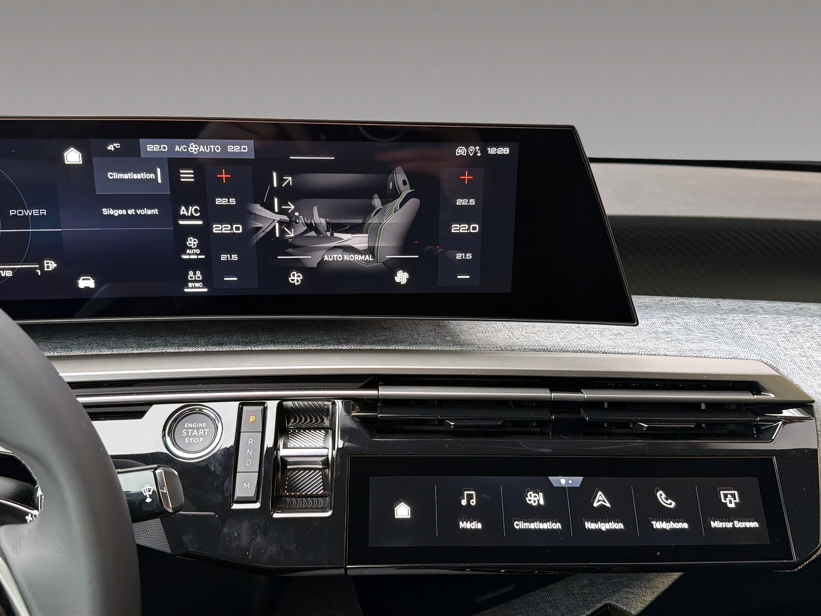 PEUGEOT 3008 1.2 Hybrid Allure Premium-image-11