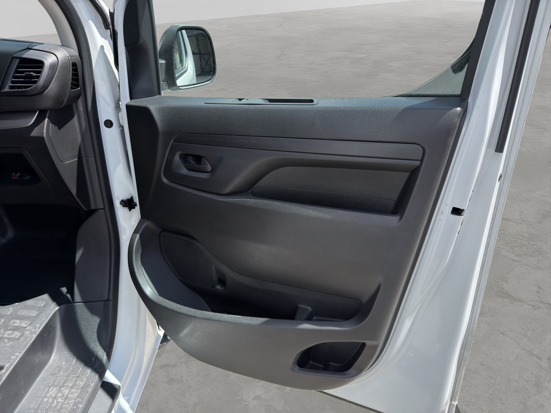 FIAT Scudo 2.0 MJ L3 Base Swiss Worker AT-image-13