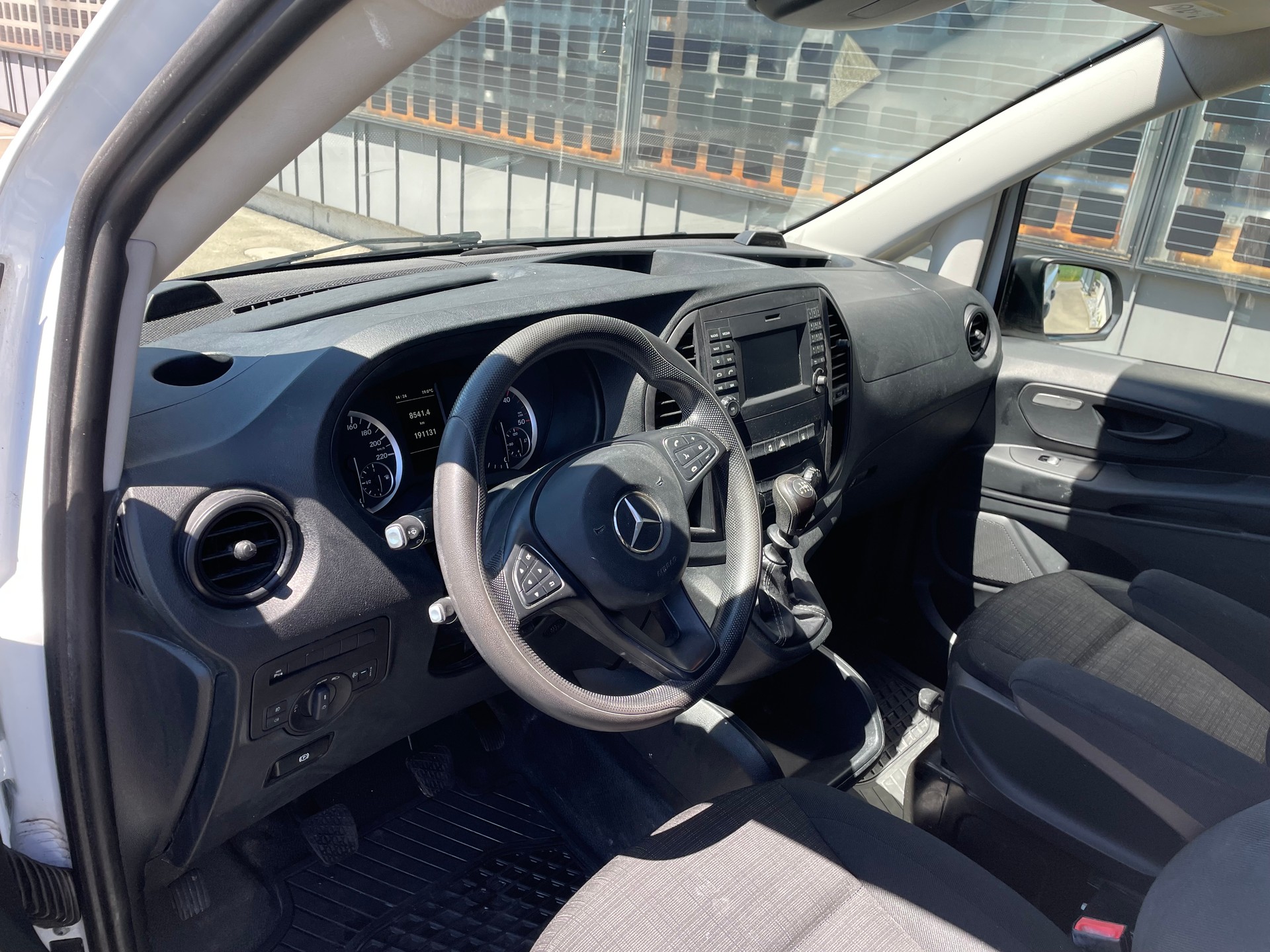 MERCEDES-BENZ 114 CDI-image-5