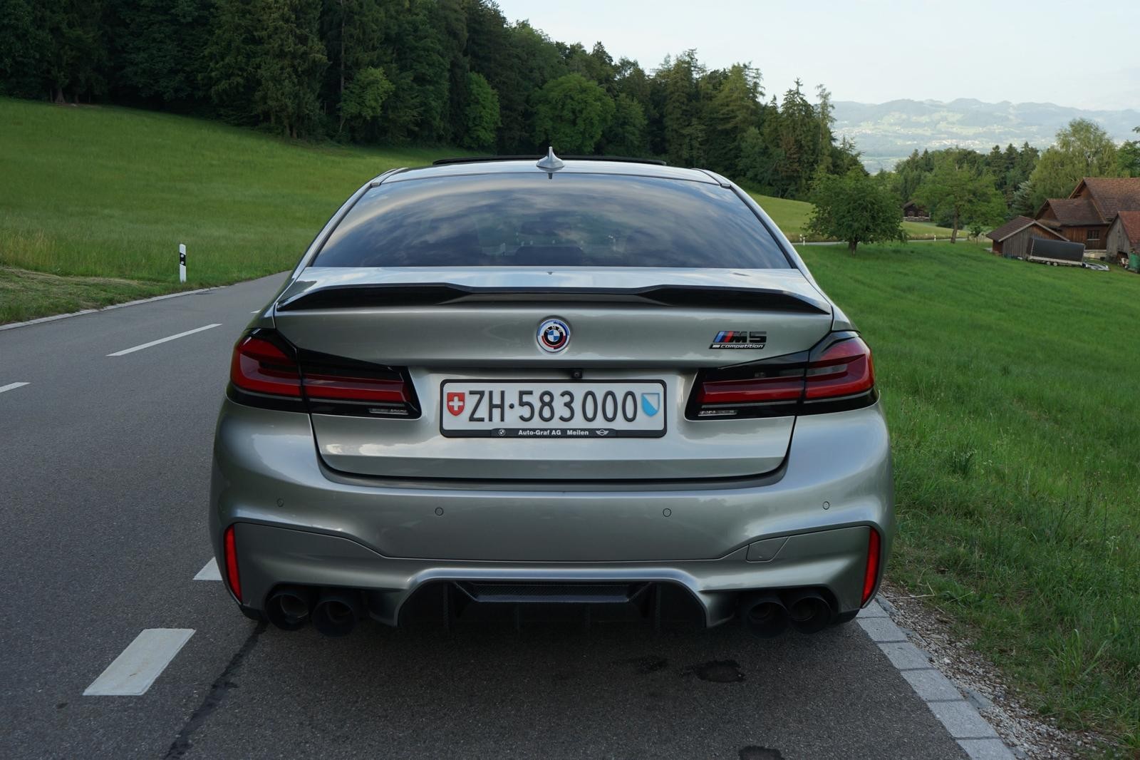BMW xDrive Drivelogic Grail & Carbon Pack-image-2