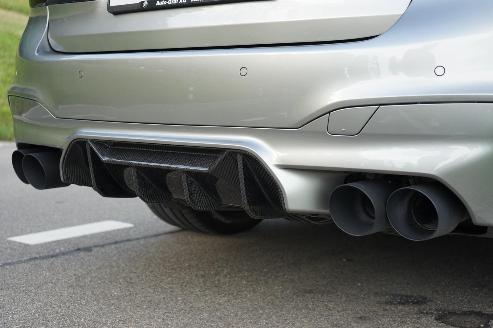 BMW xDrive Drivelogic Grail & Carbon Pack-image-3