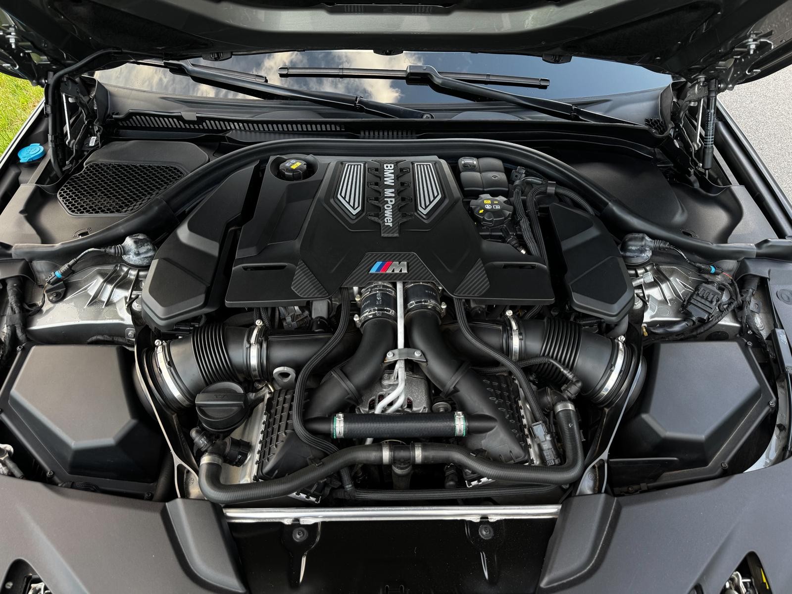 BMW xDrive Drivelogic Grail & Carbon Pack-image-8