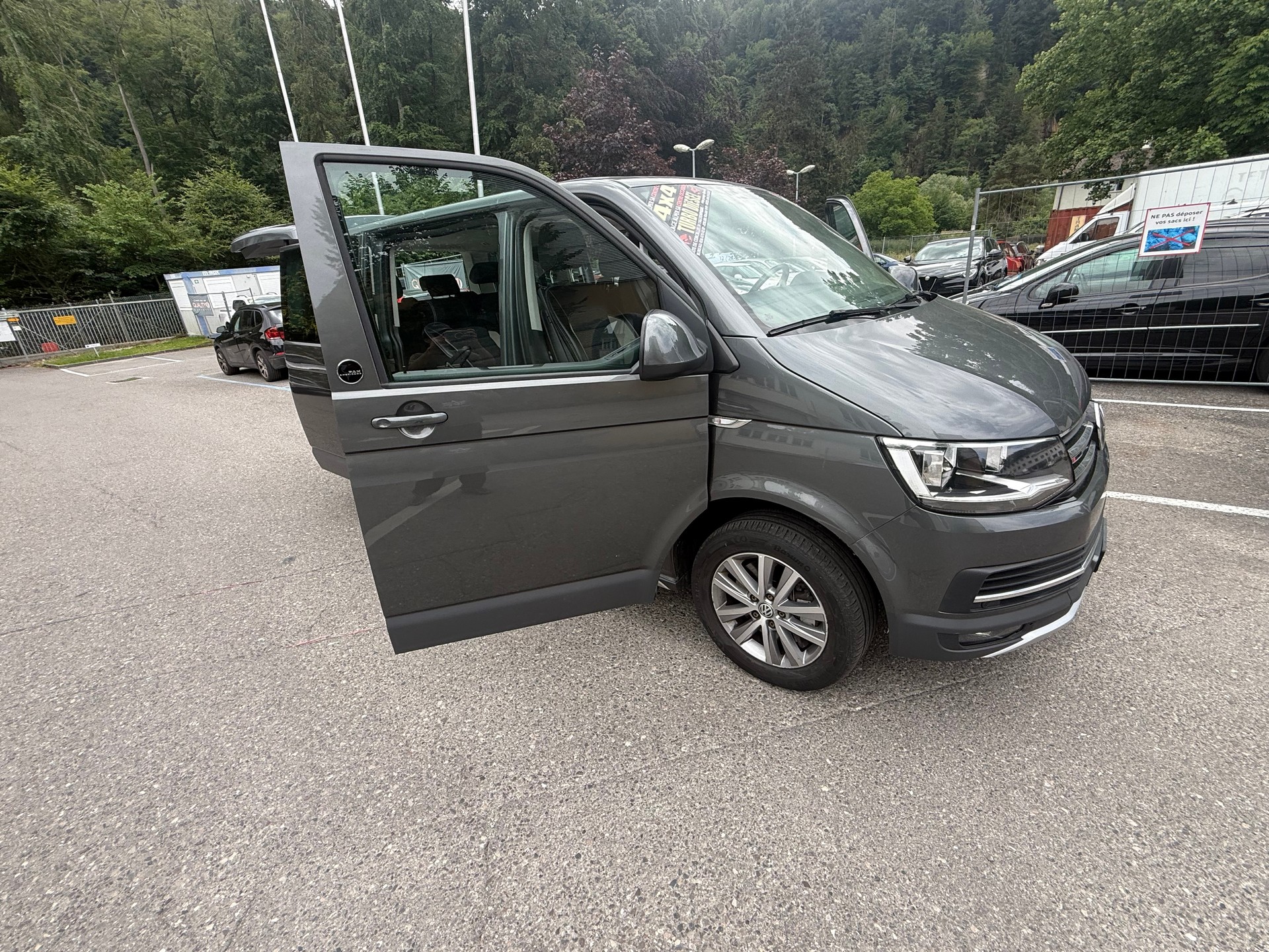 VW T6 Multivan 2.0 Bi-TDI Panamericana 4Motion DSG-image-22