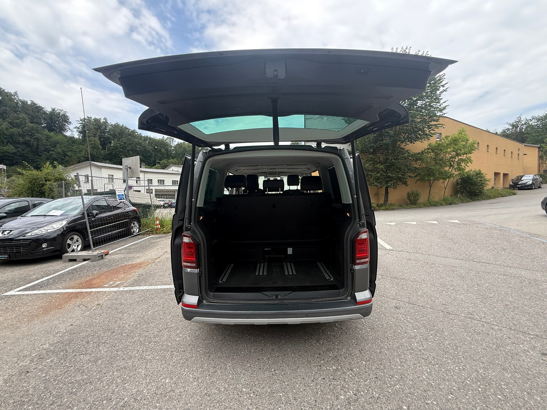 VW T6 Multivan 2.0 Bi-TDI Panamericana 4Motion DSG-image-19