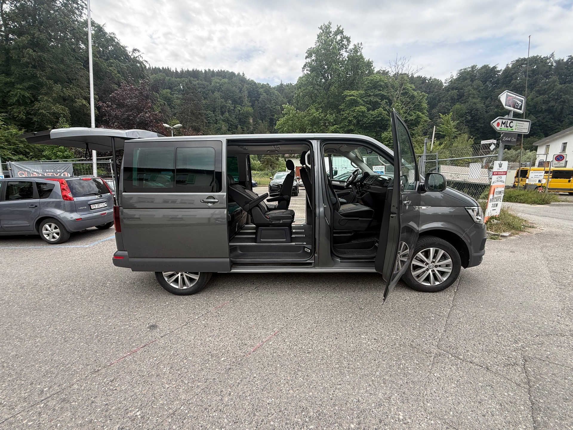 VW T6 Multivan 2.0 Bi-TDI Panamericana 4Motion DSG-image-21