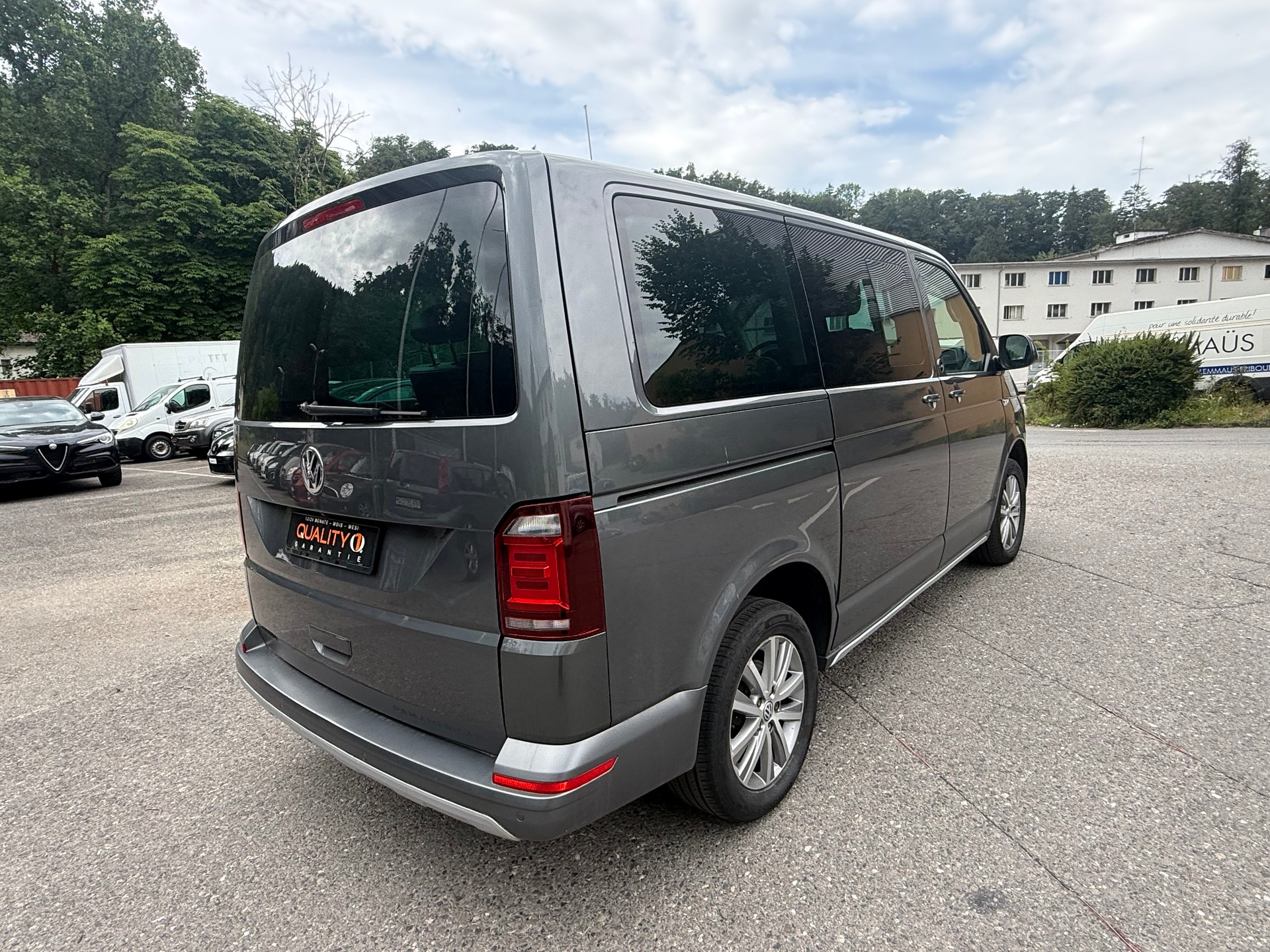 VW T6 Multivan 2.0 Bi-TDI Panamericana 4Motion DSG-image-5