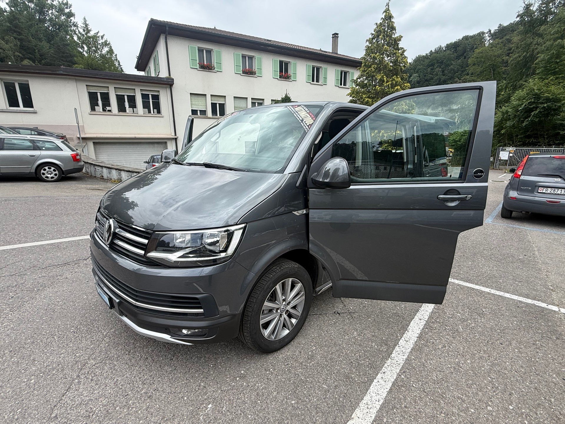 VW T6 Multivan 2.0 Bi-TDI Panamericana 4Motion DSG-image-16
