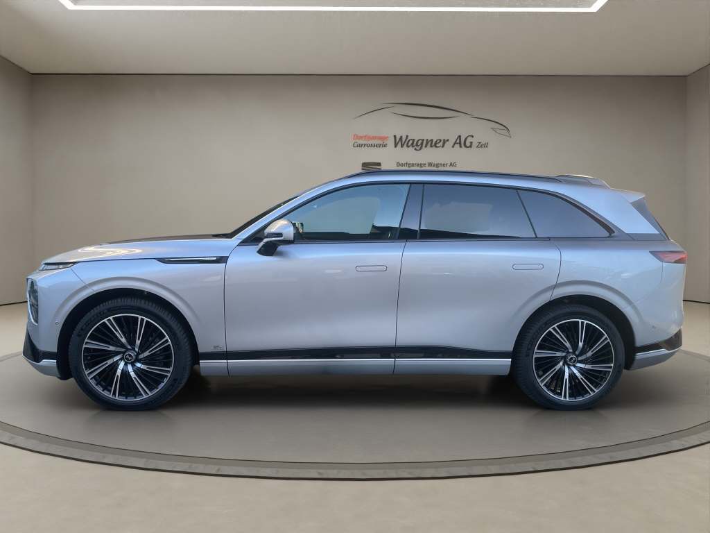XPENG G9 Performance AWD-image-1