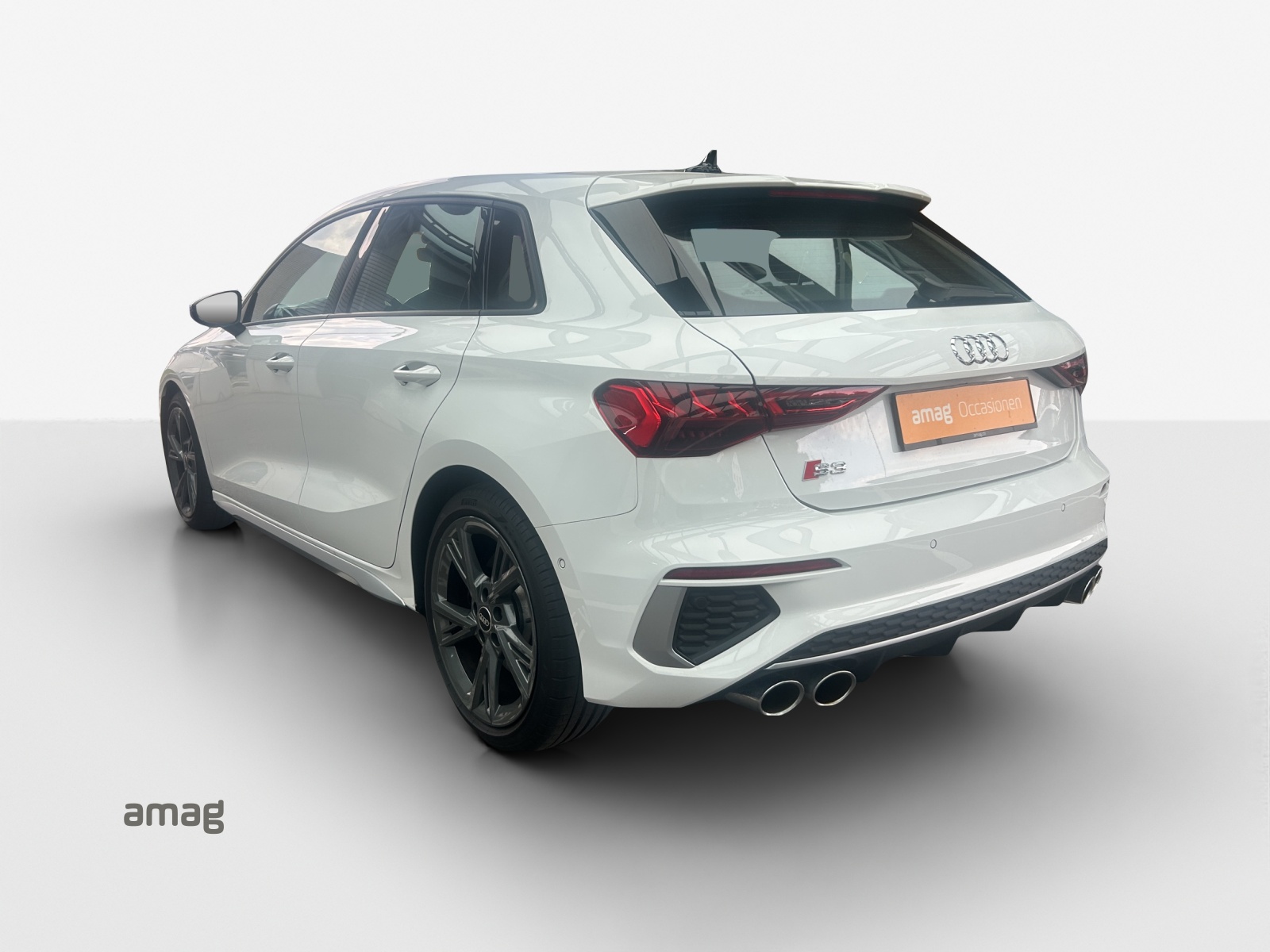AUDI S3 Sportback 2.0 TFSI quattro S-tronic-image-2