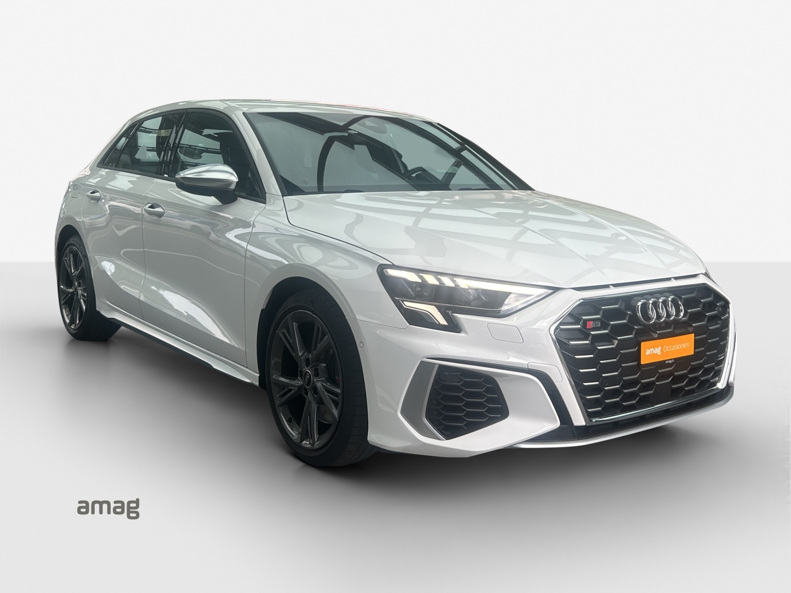 AUDI S3 Sportback 2.0 TFSI quattro S-tronic-image-5