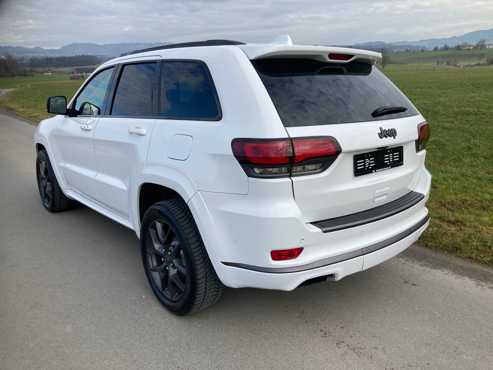 JEEP Grand Cherokee 3.0 CRD S-Limited Automatic-image-3