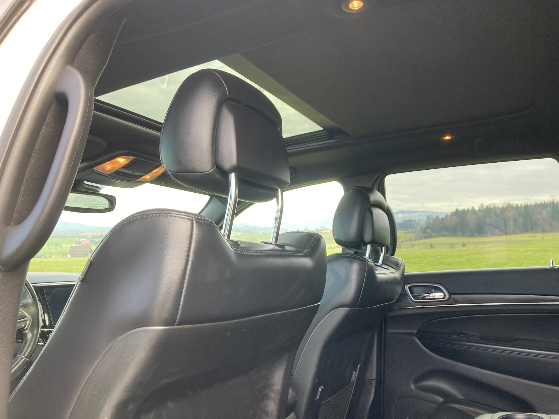 JEEP Grand Cherokee 3.0 CRD S-Limited Automatic-image-9