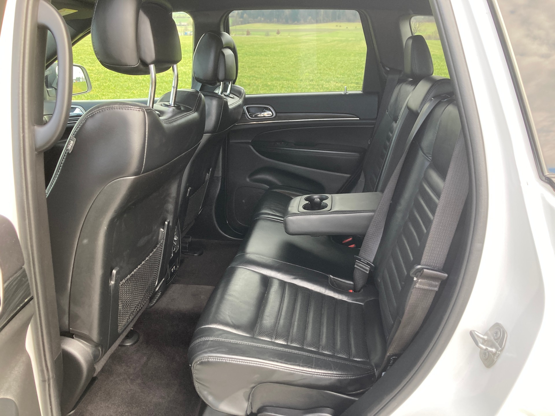 JEEP Grand Cherokee 3.0 CRD S-Limited Automatic-image-8