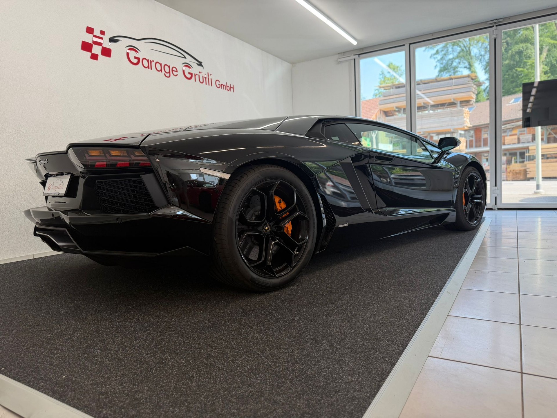 LAMBORGHINI Aventador LP700-4 Coupé E-Gear-image-6