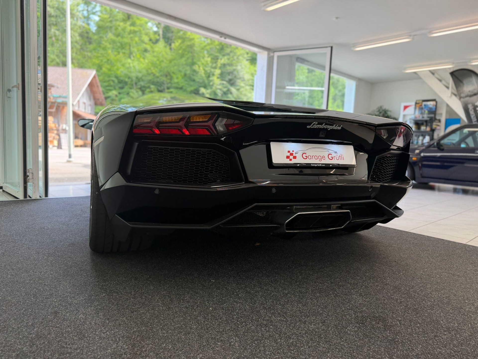 LAMBORGHINI Aventador LP700-4 Coupé E-Gear-image-22