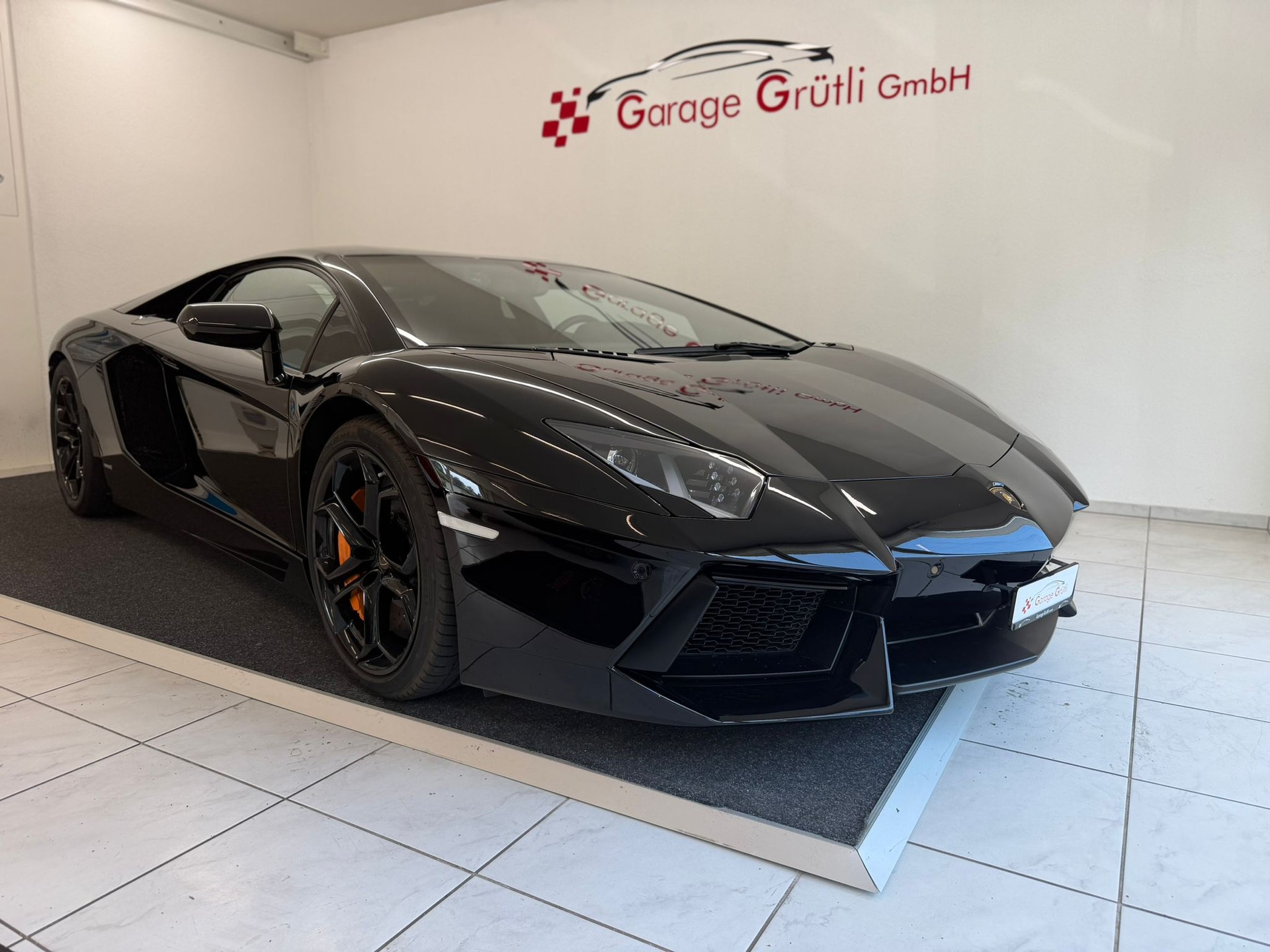LAMBORGHINI Aventador LP700-4 Coupé E-Gear-image-0