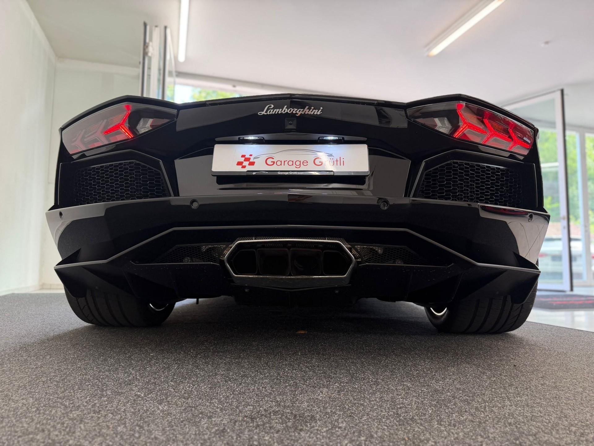 LAMBORGHINI Aventador LP700-4 Coupé E-Gear-image-19