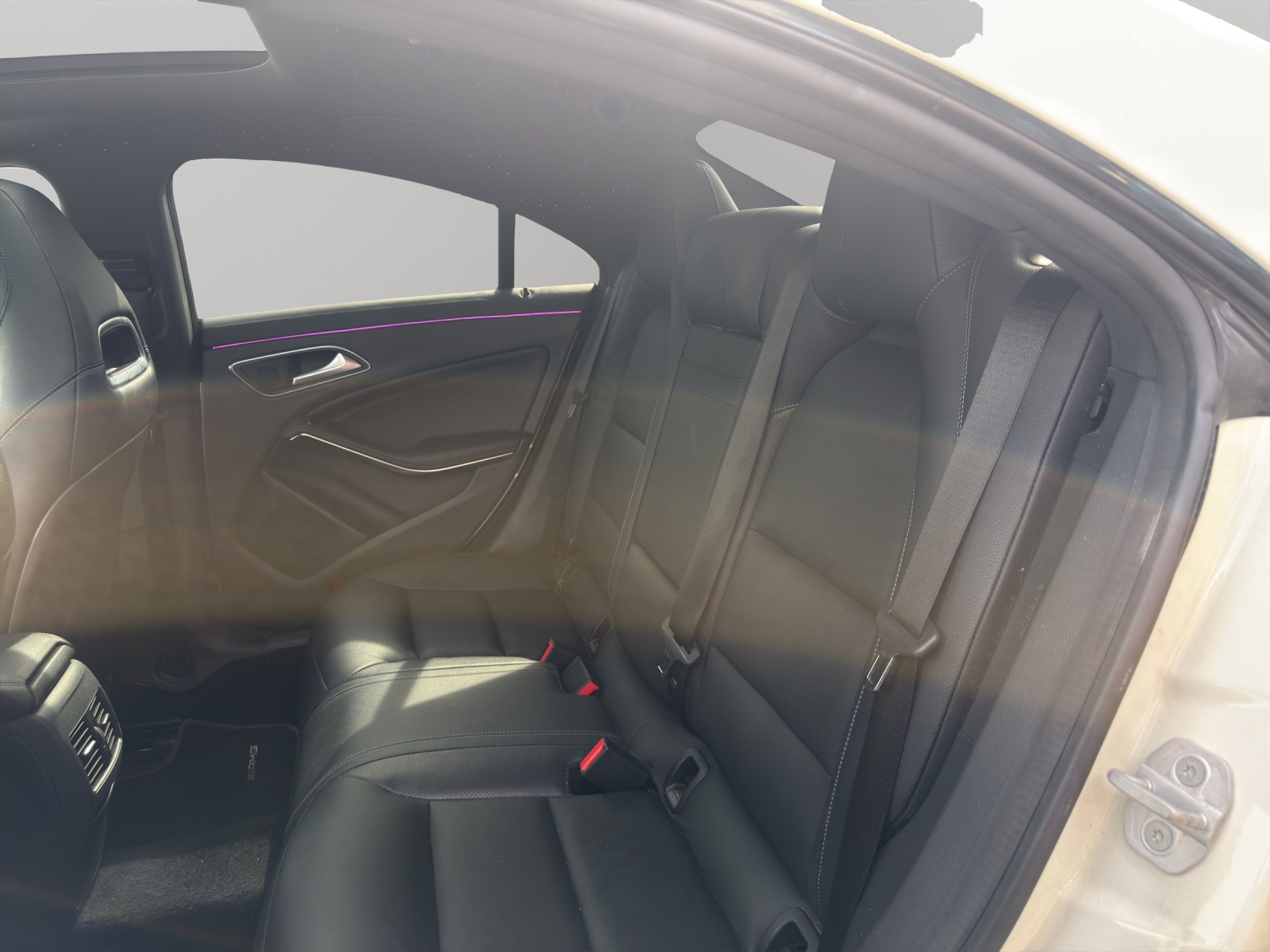 MERCEDES-BENZ CLA 45 AMG 4Matic Speedshift-image-12