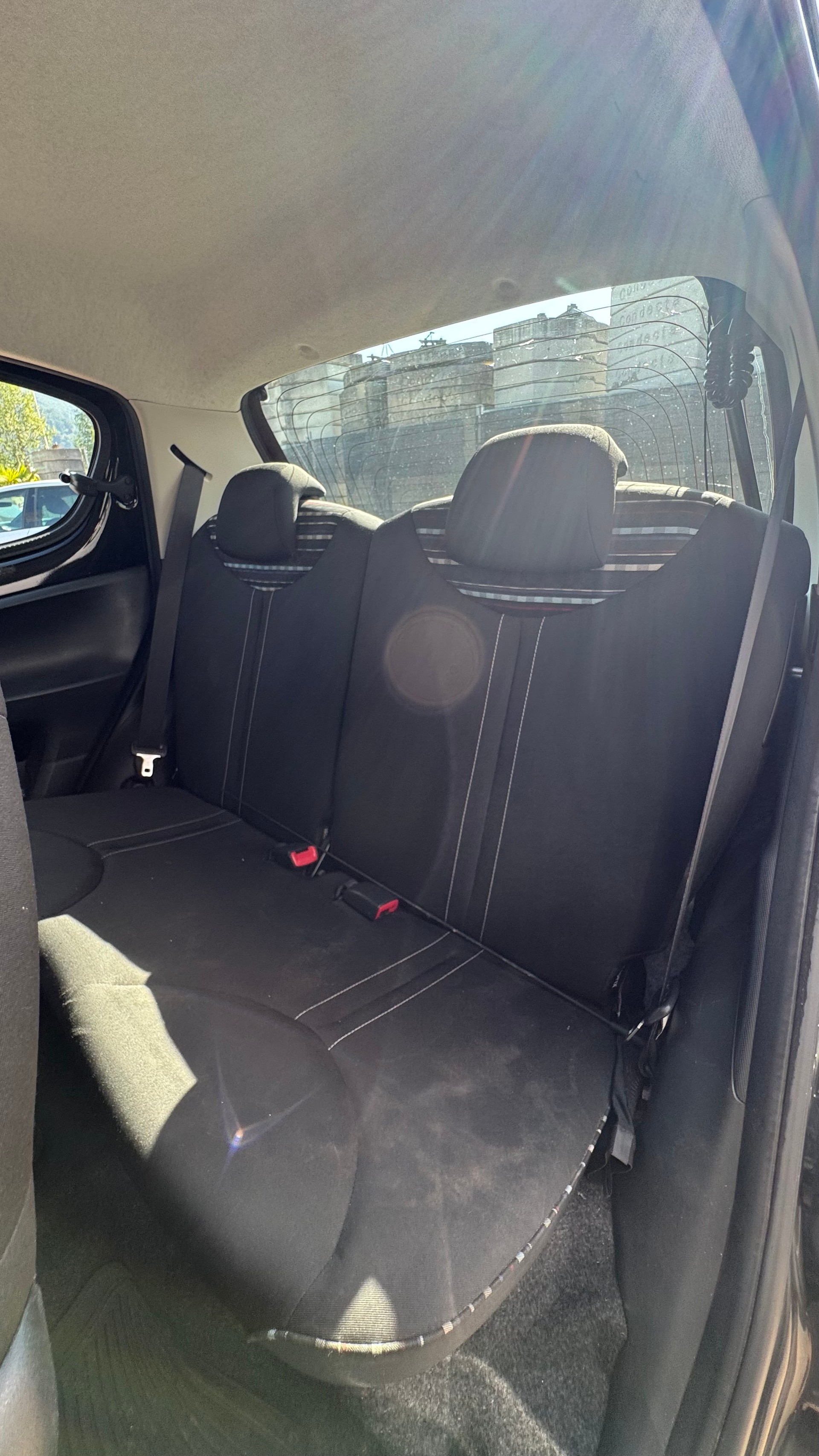CITROEN C1 1.0i Attraction-image-15