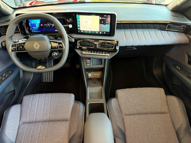 RENAULT R4 E-Tech Comfort Range 52 kWh Techno-image-12