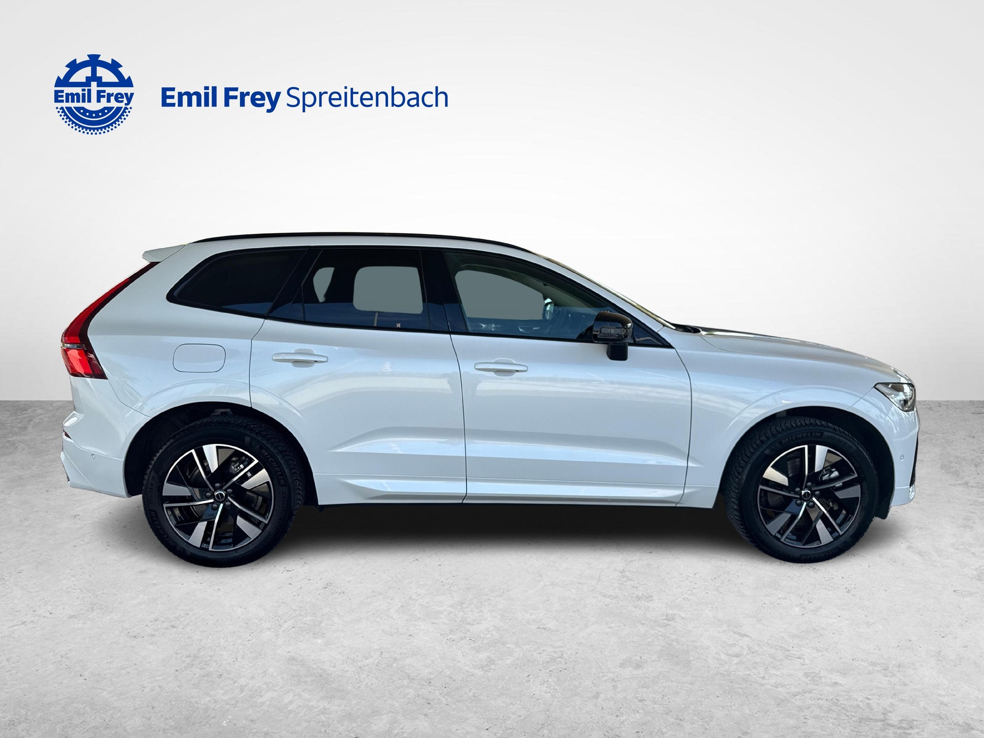 VOLVO XC60 2.0 T6 TE Plus Dark eAWD-image-6