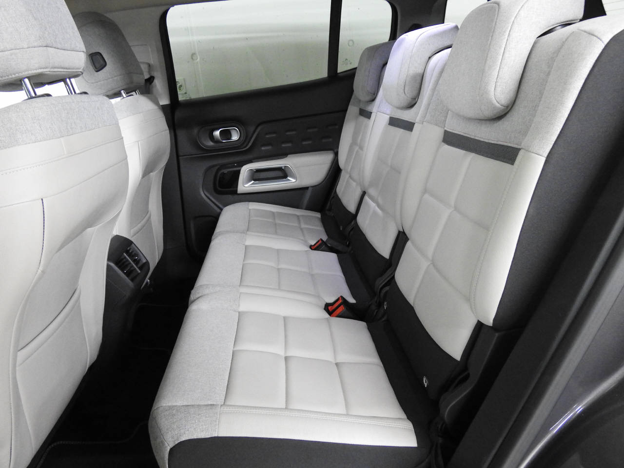 CITROEN C5 Aircross 2.0 BlueHDi Shine-image-12