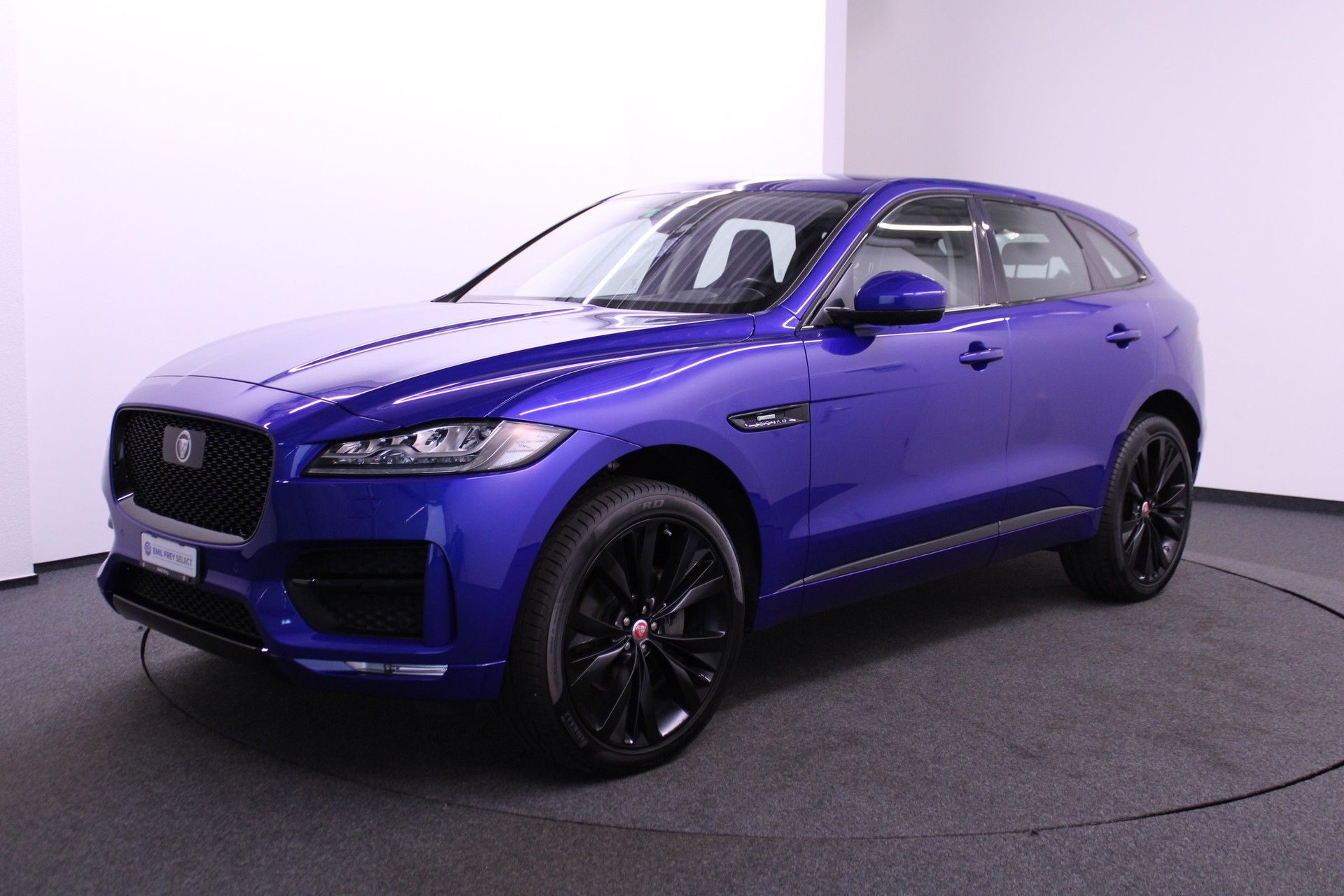 JAGUAR F-Pace 2.0 T 300 R-Sport AWD *LEASING 1.99%*-image-0