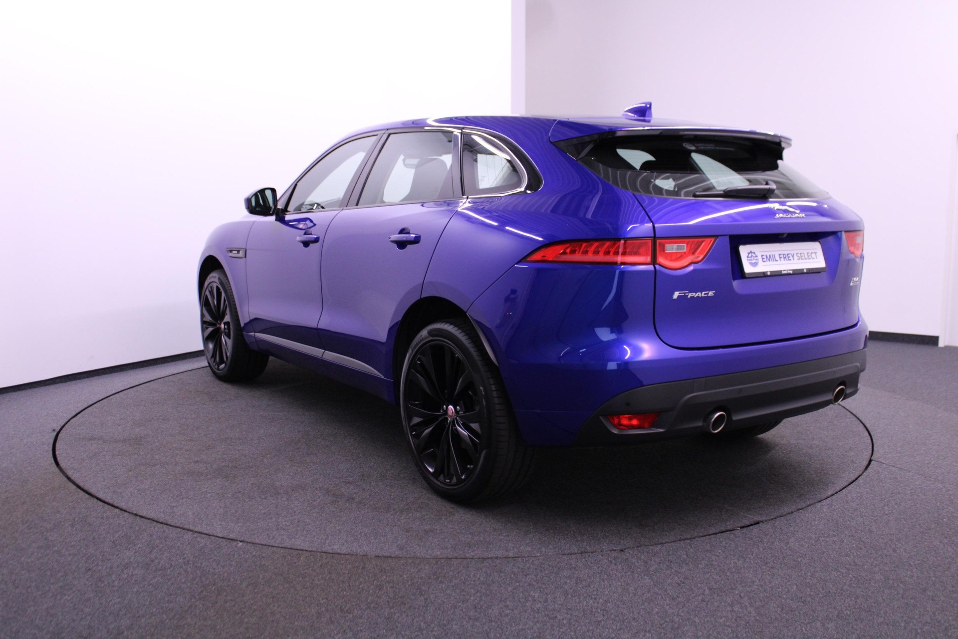 JAGUAR F-Pace 2.0 T 300 R-Sport AWD *LEASING 1.99%*-image-6