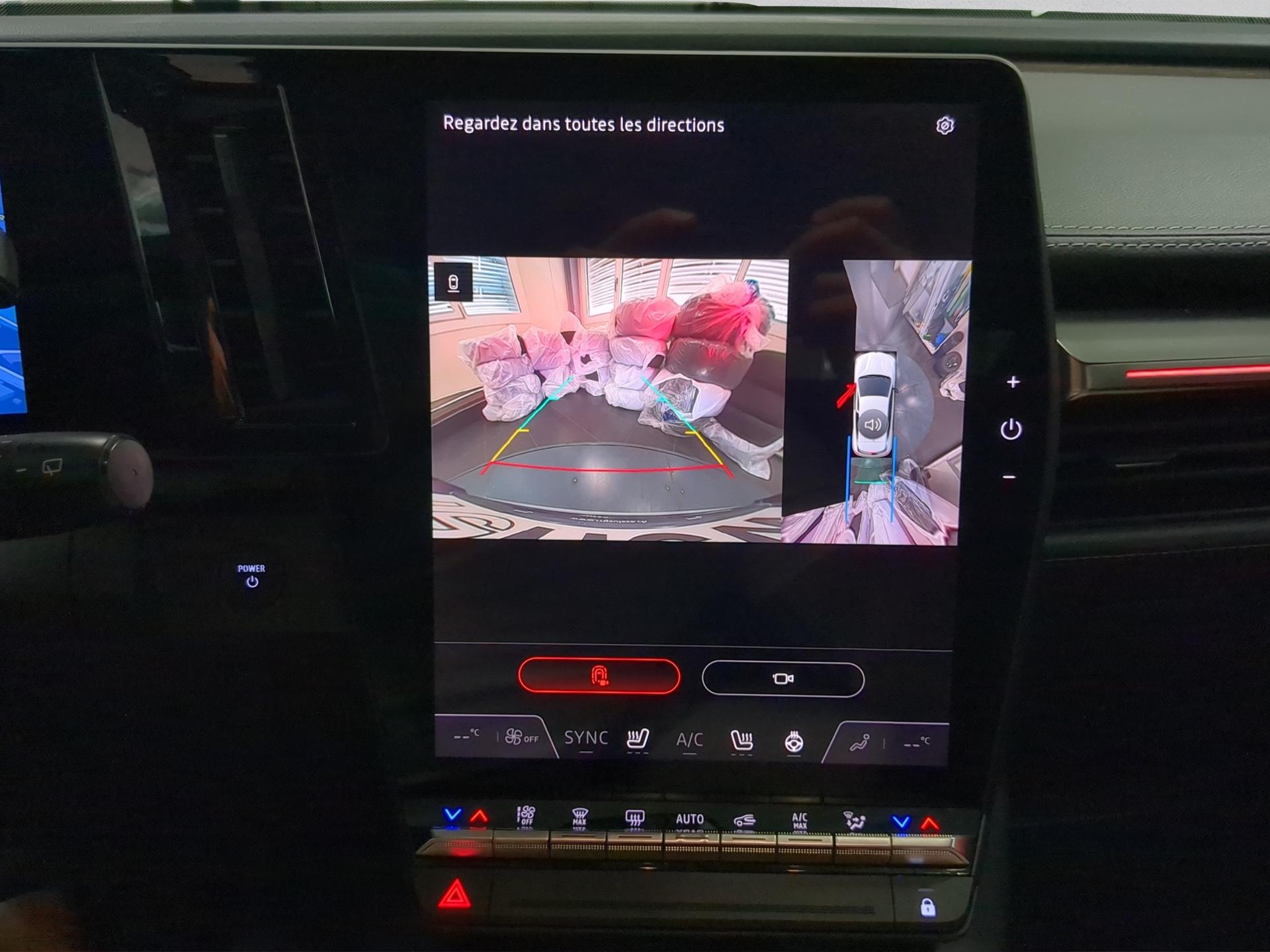 RENAULT Mégane E-TECH EV60 Iconic-image-11