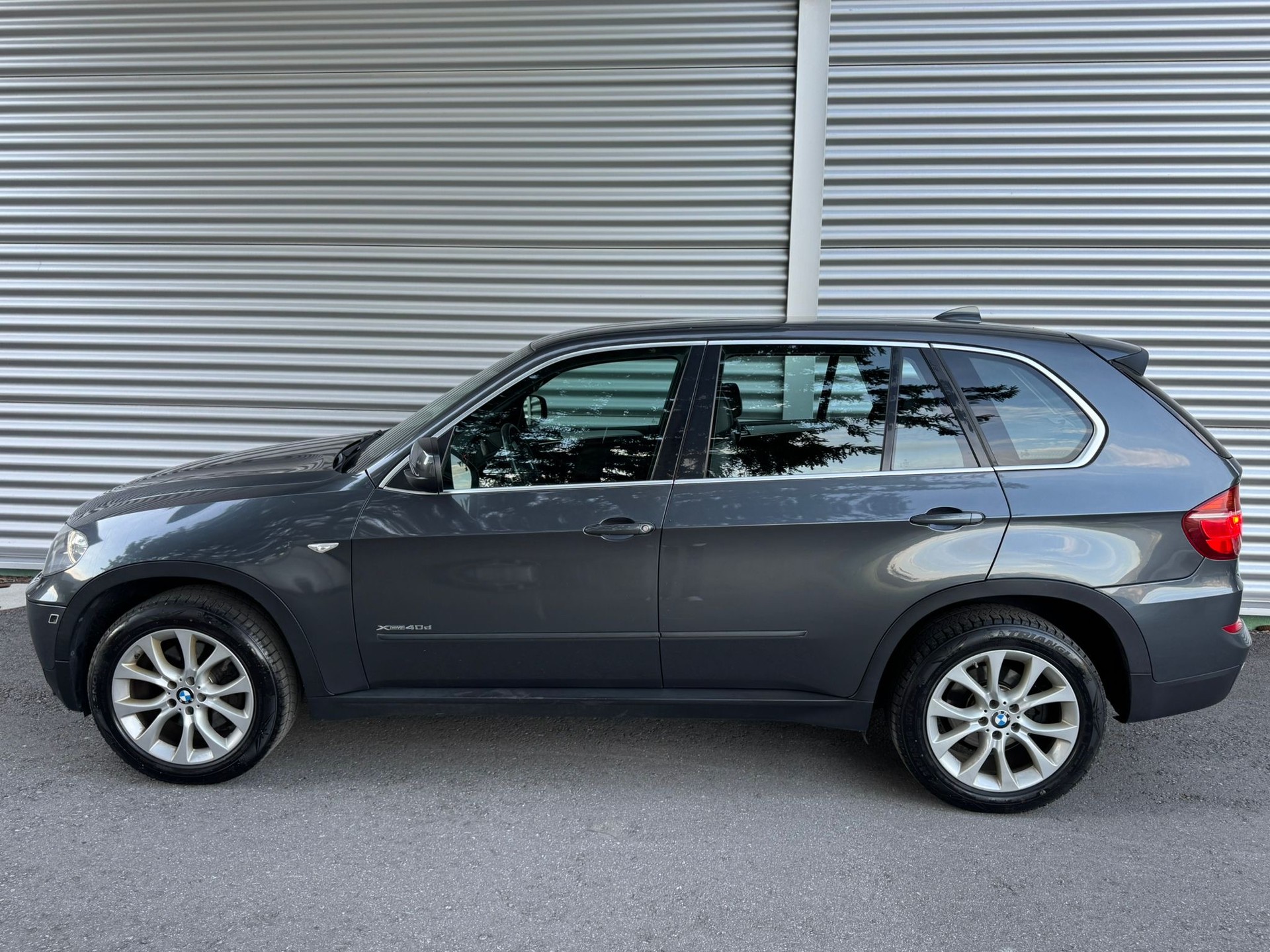 BMW X5 xDrive 40d Steptronic-image-2