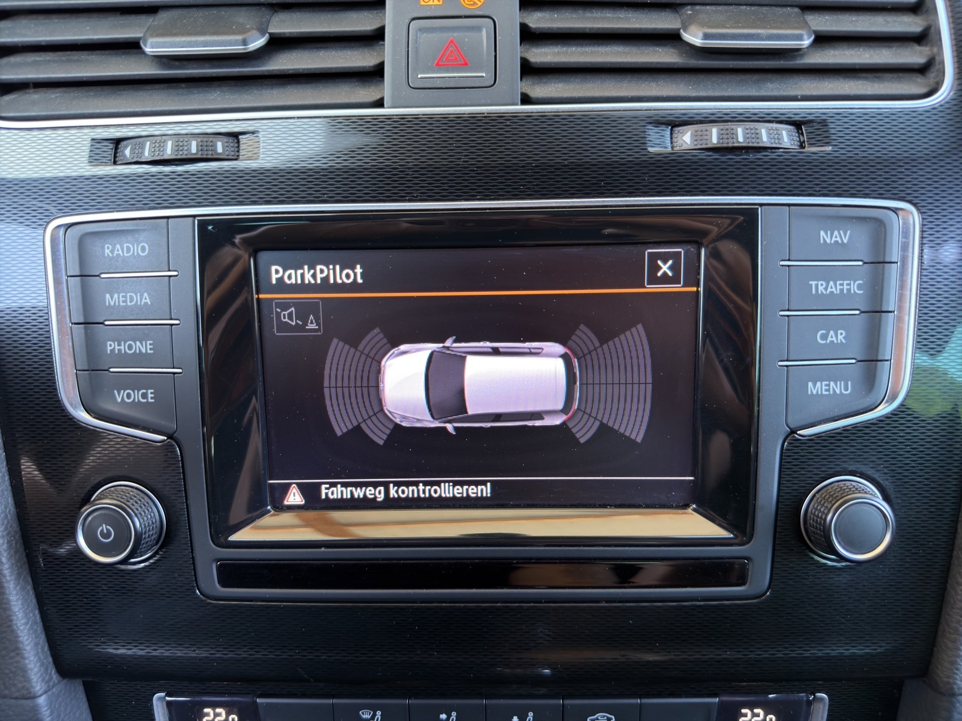 VW Golf 2.0 TSI GTI Performance DSG-image-15