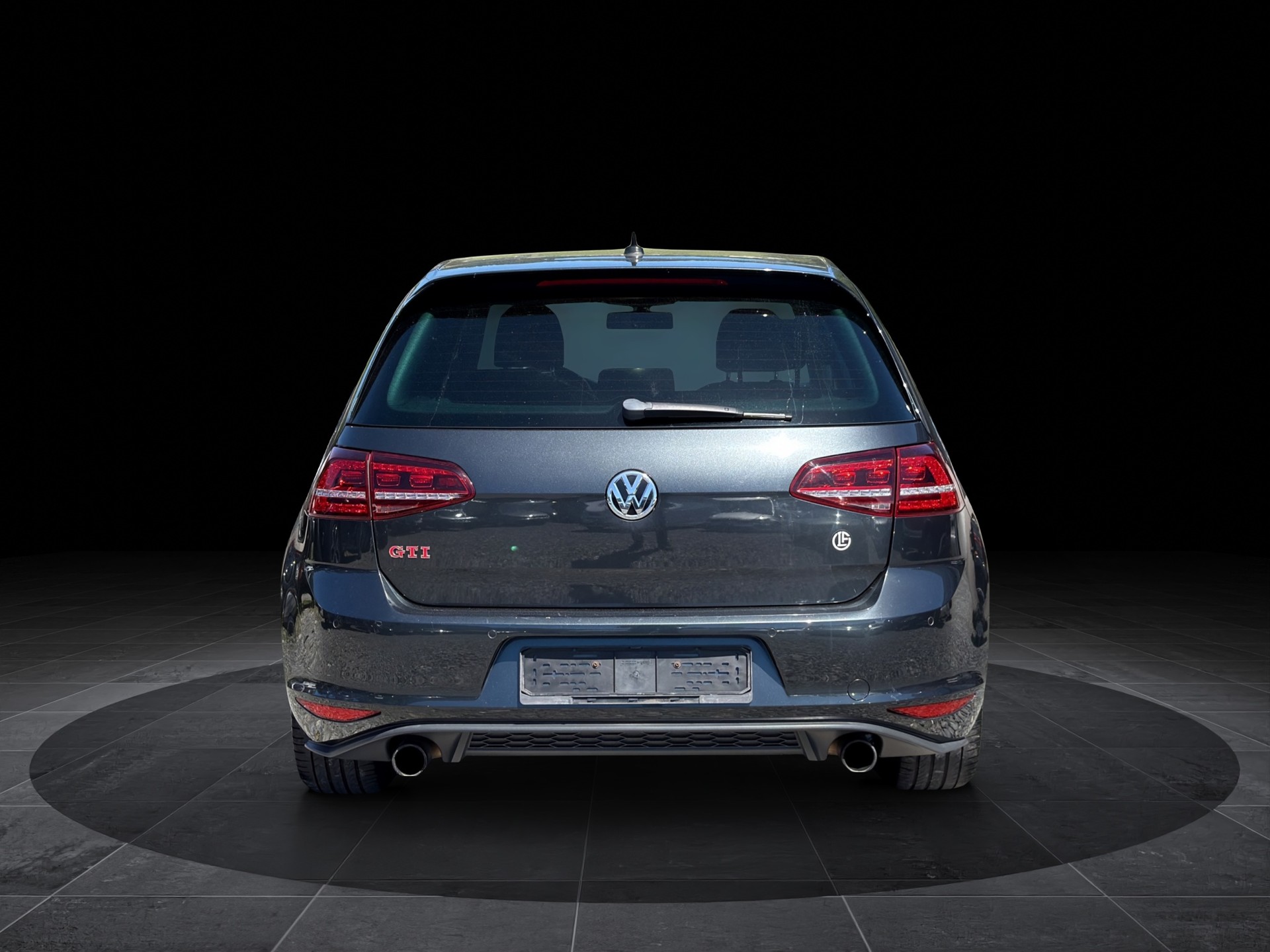 VW Golf 2.0 TSI GTI Performance DSG-image-2