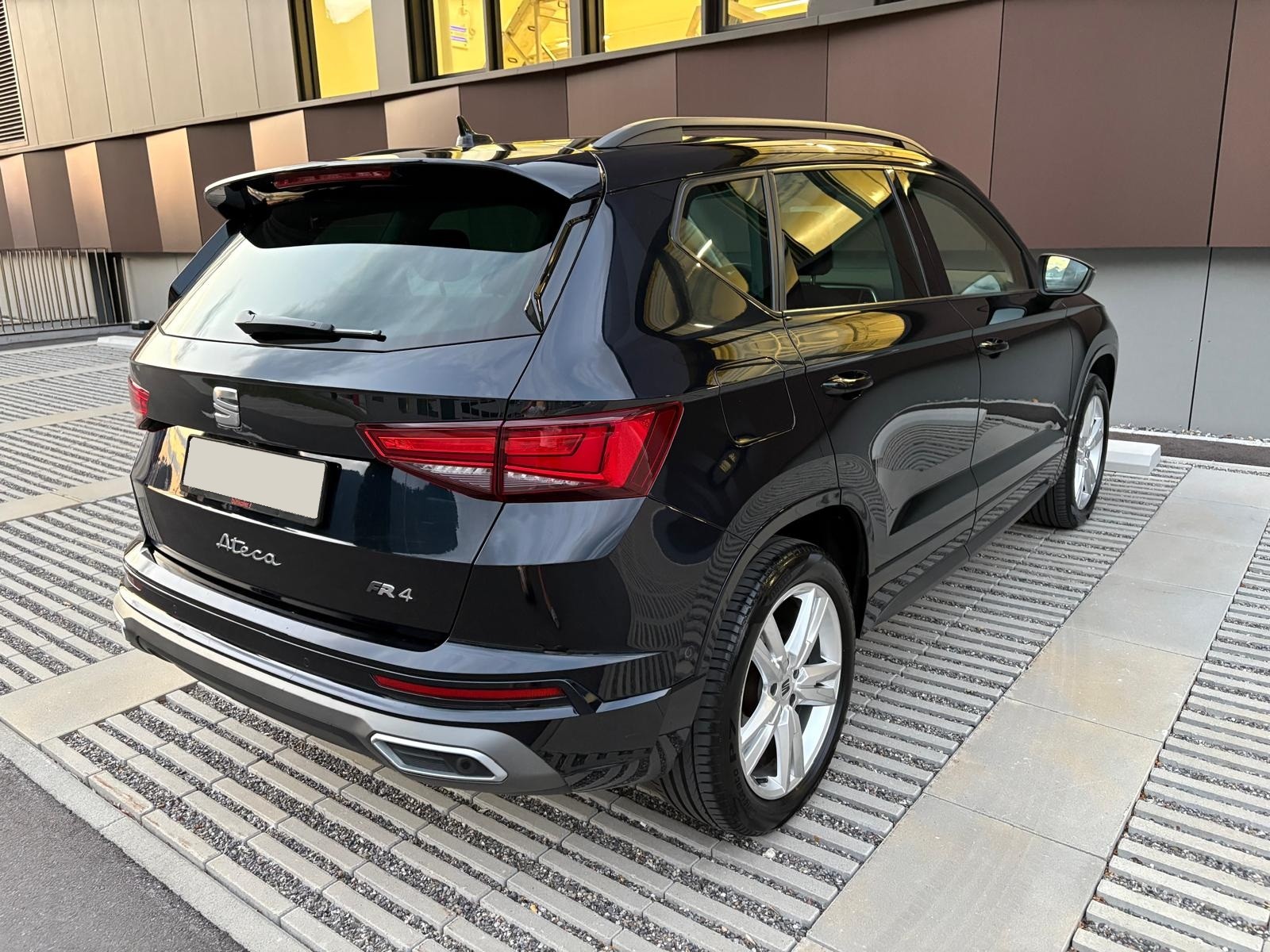 SEAT Ateca 2.0 TDI CR Hola FR DSG 4Drive-image-6