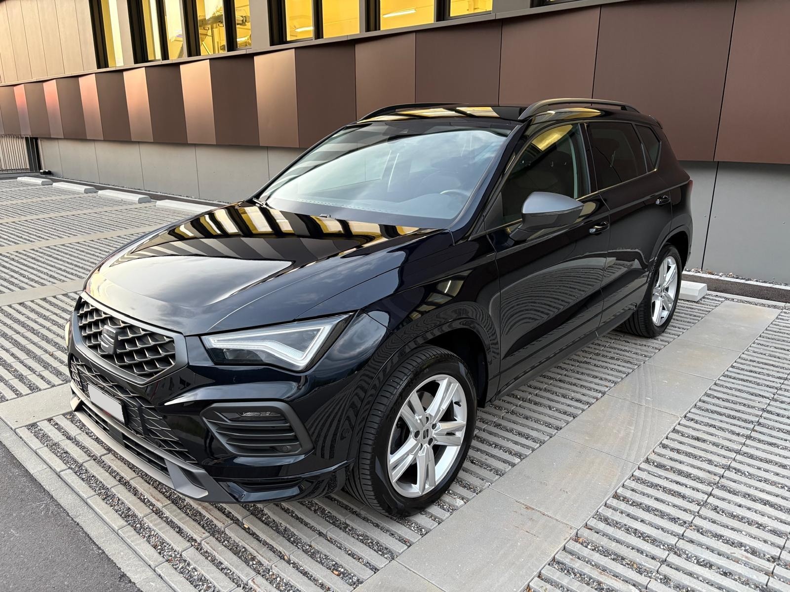 SEAT Ateca 2.0 TDI CR Hola FR DSG 4Drive-image-2