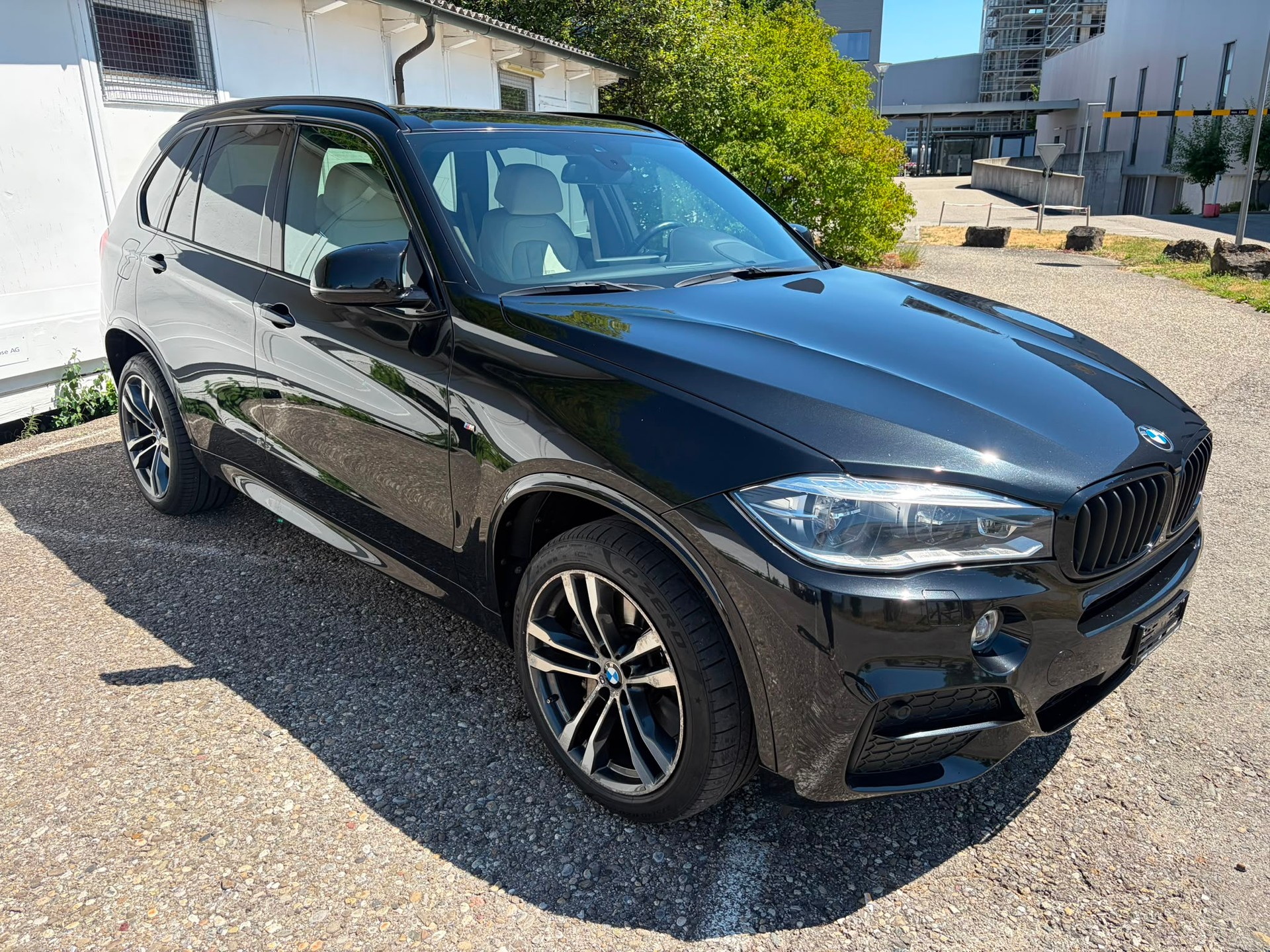 BMW X5 xDrive M50d Steptronic-image-0