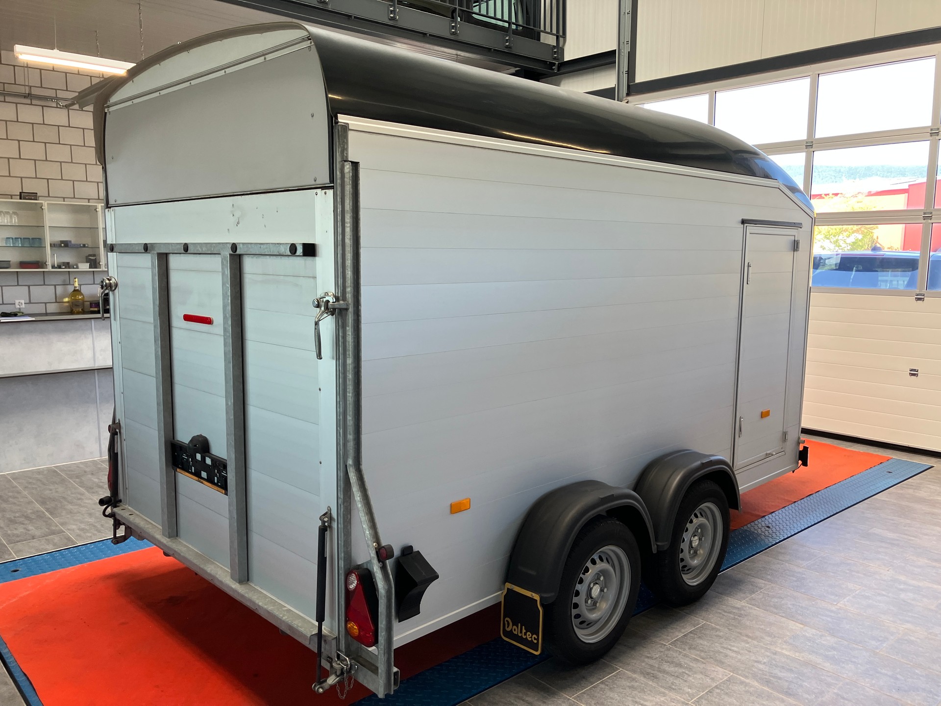 CHEVAL LIBERTE AERO C700 Roadster-image-7