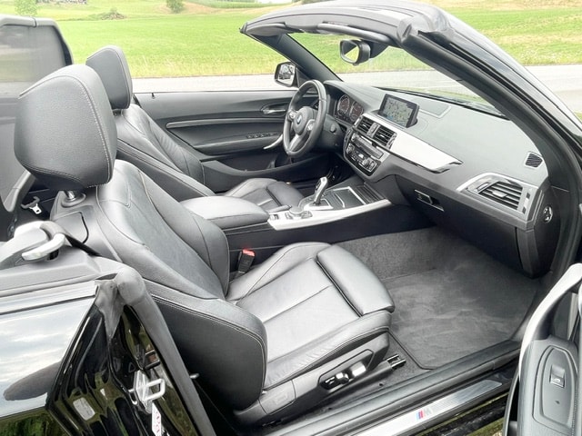 BMW 220i Steptronic M Sport-image-7