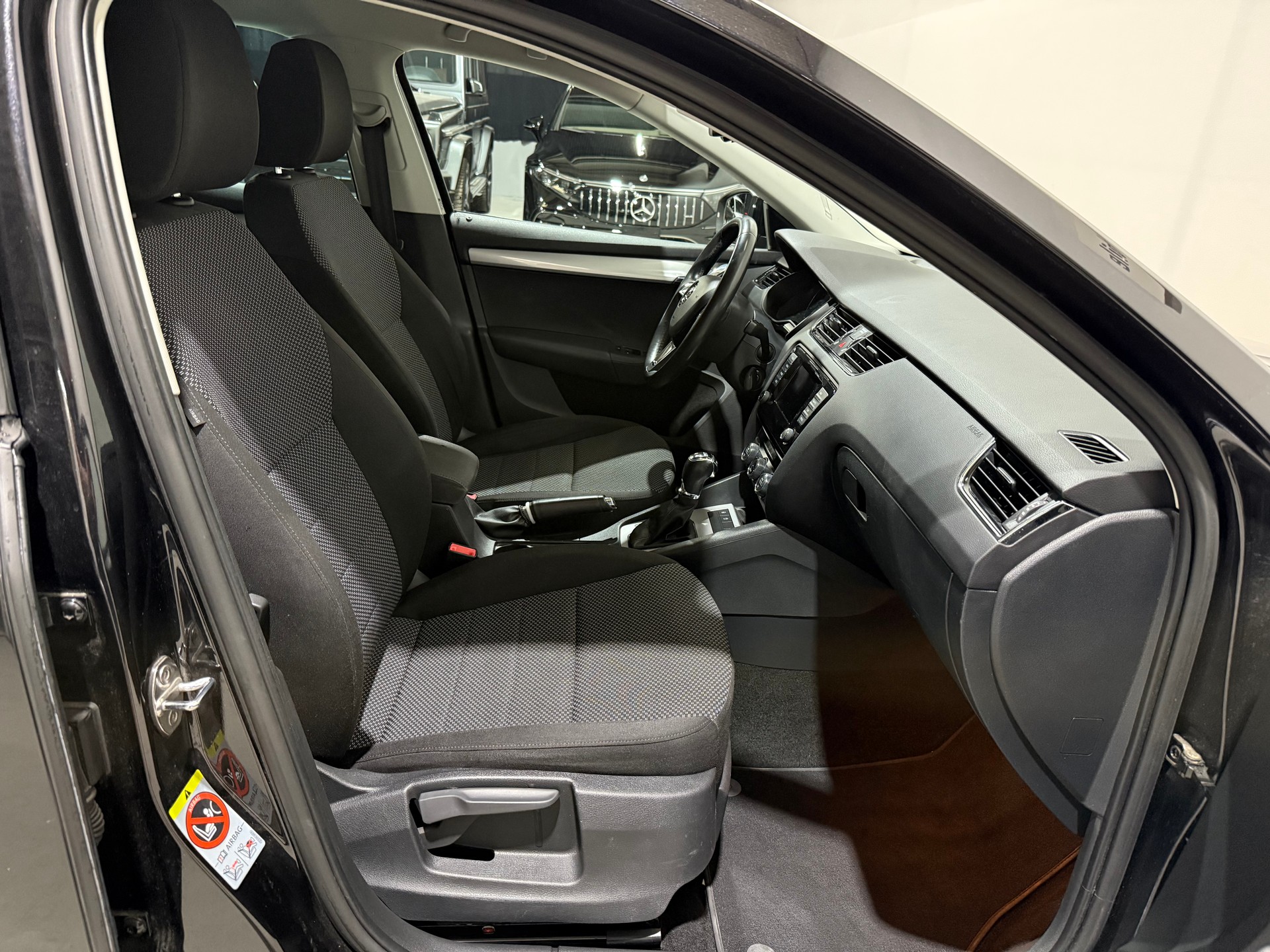 SKODA Octavia Combi 1.8 TSI Ambition 4x4 DSG-image-13