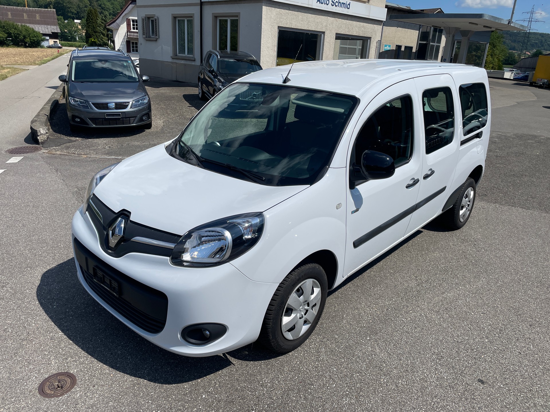 RENAULT KANGOO MAXI Z.E. 33 R60 1x Rollstuhlplatz (N)-showroom-element-1