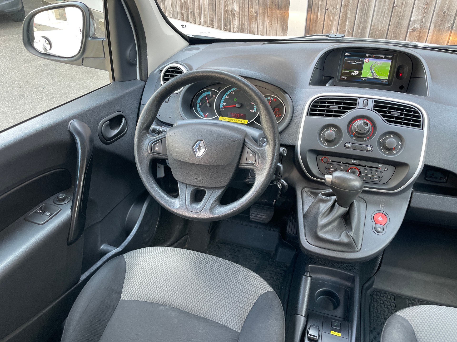 RENAULT KANGOO MAXI Z.E. 33 R60 1x Rollstuhlplatz (N)-image-14