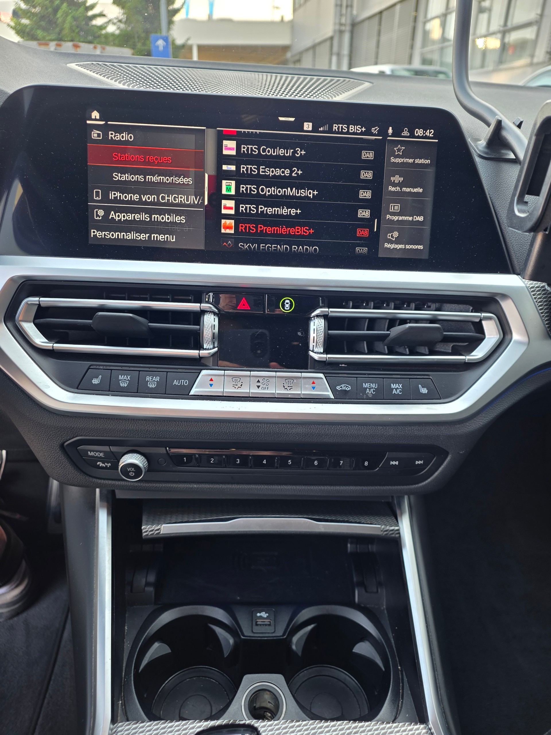 BMW 320d xDrive 48V Touring M Sport Steptronic-image-28