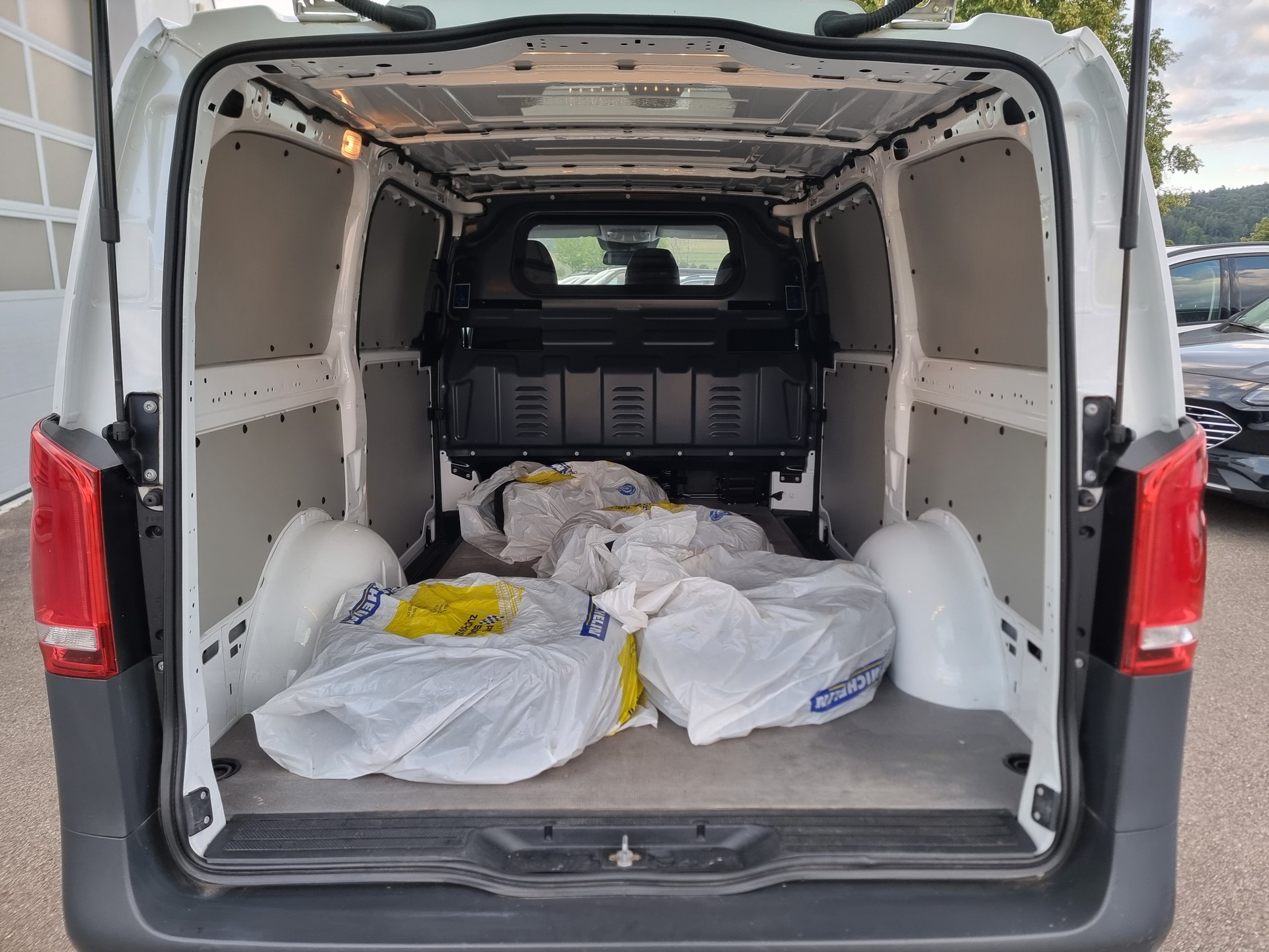 MERCEDES-BENZ Vito 114 CDI Lang 7G-Tronic-image-11