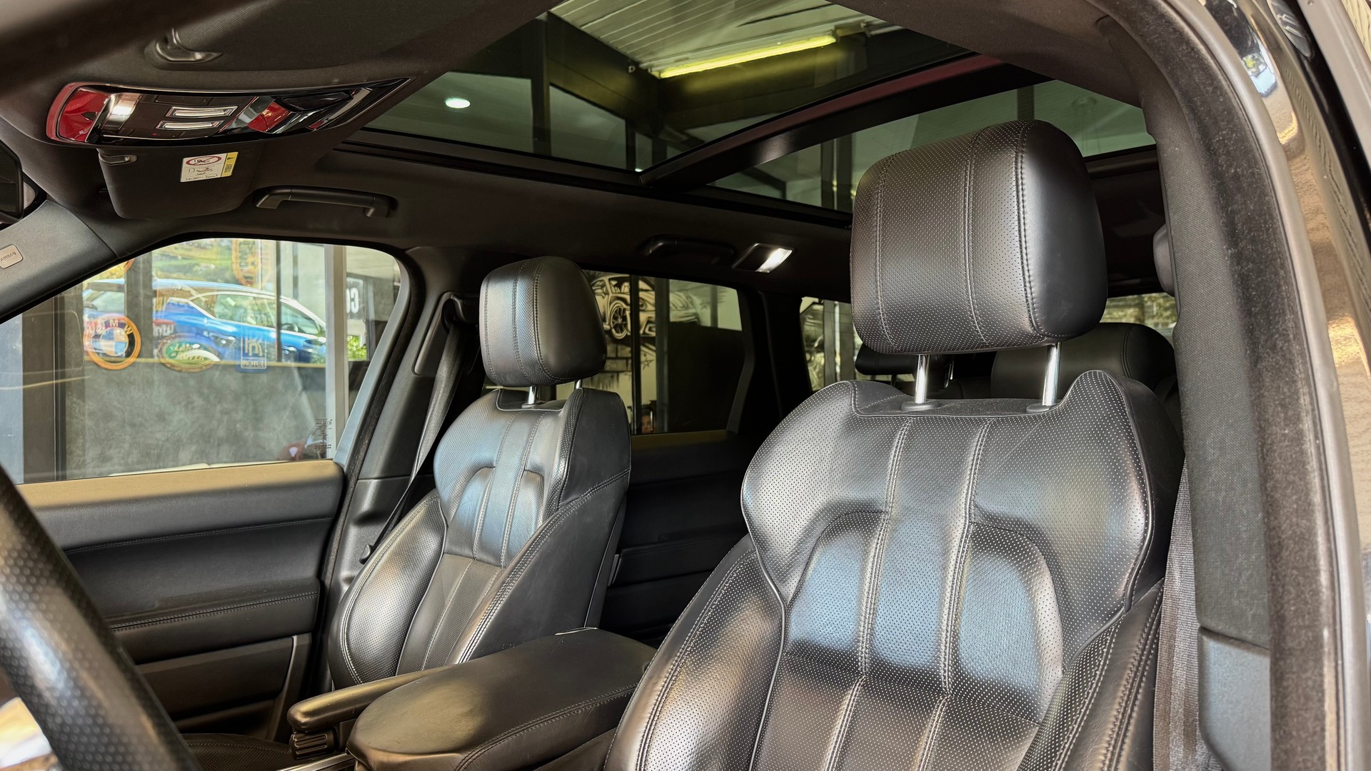 LAND ROVER Range Rover Sport 3.0 SDV6 SE Automatic-image-9