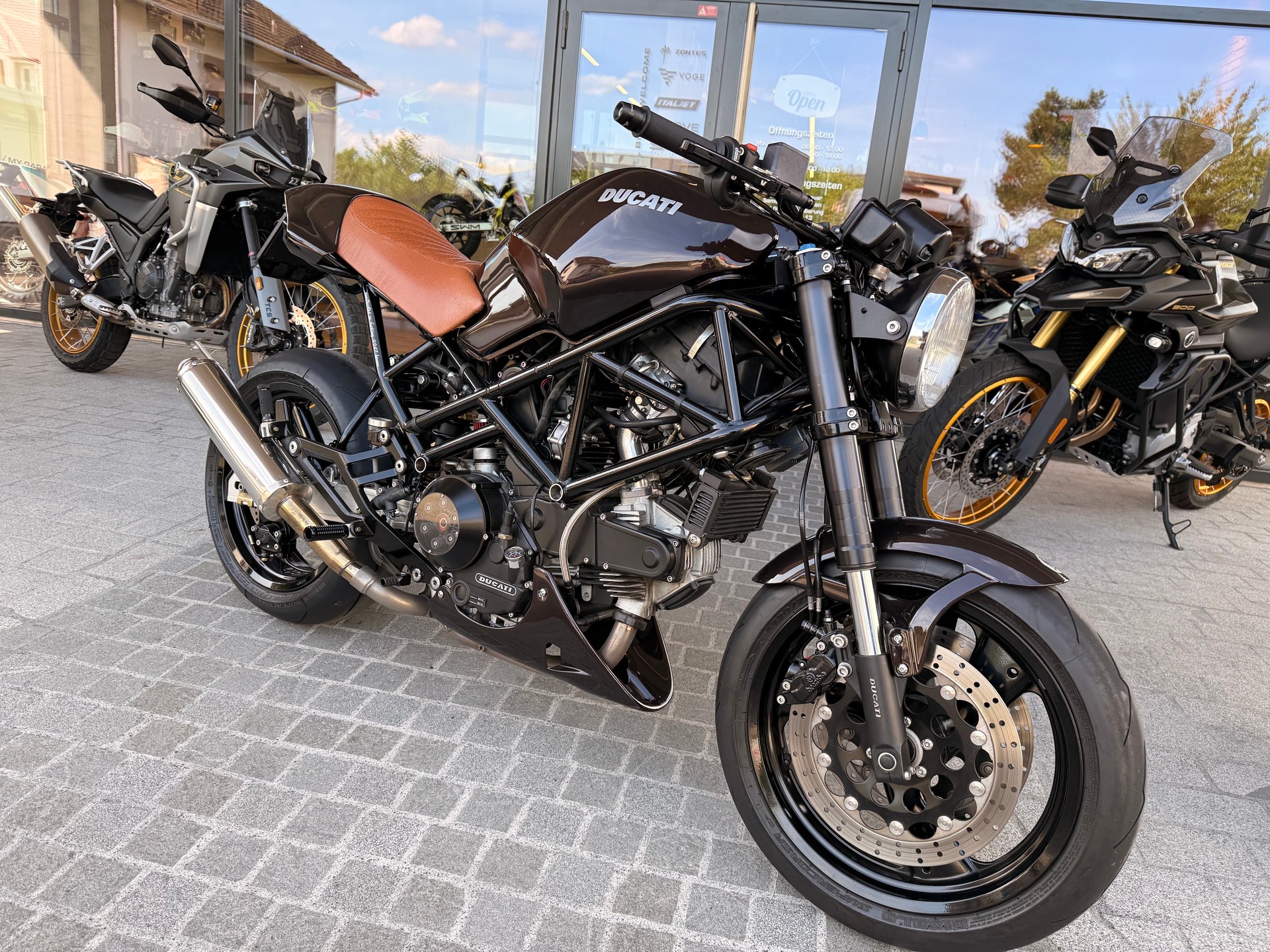 DUCATI Highride AT 900-image-1