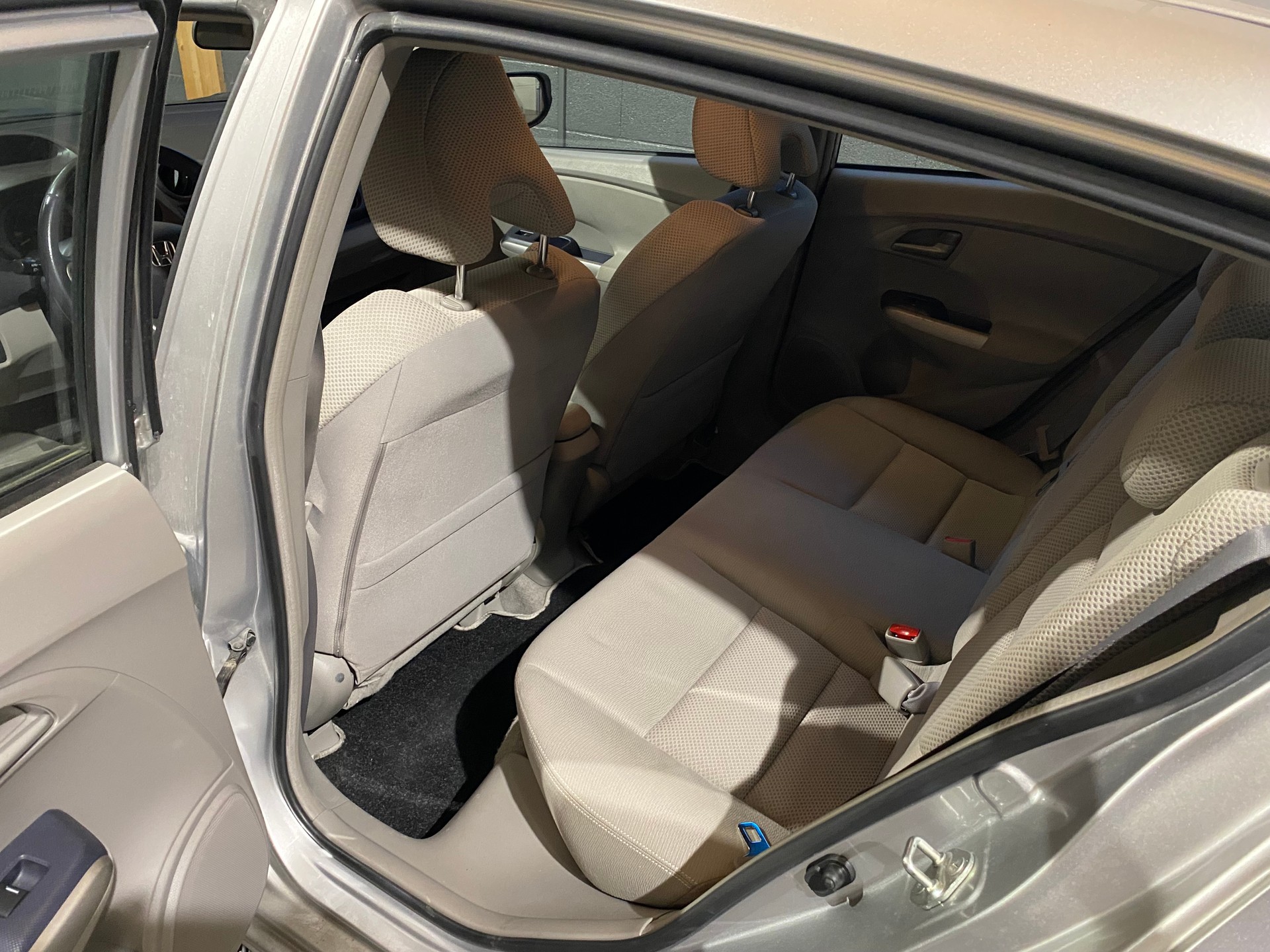 HONDA Insight 1.3i Hybrid Elegance CVT-image-13