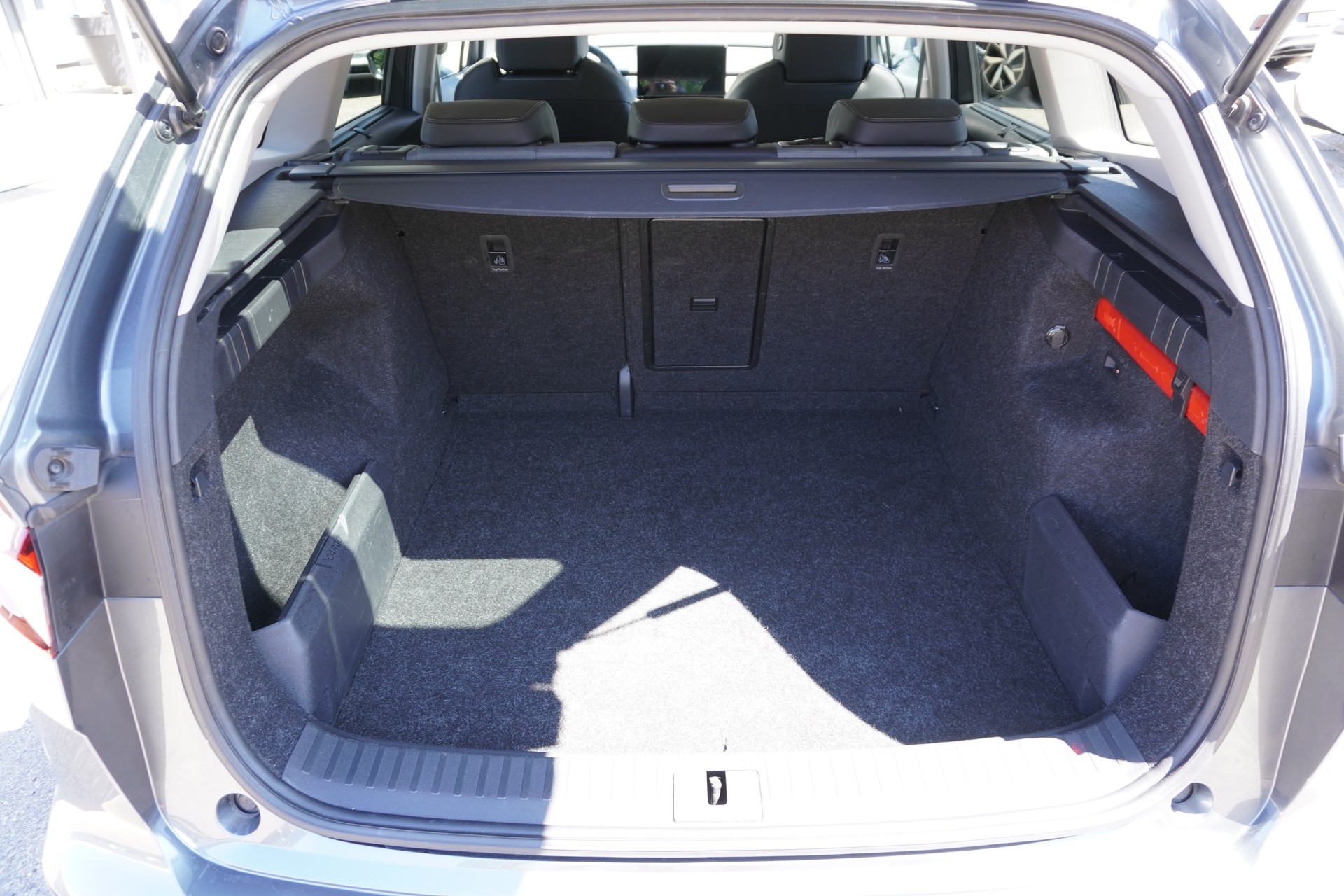 SKODA Enyaq iV 80-image-9