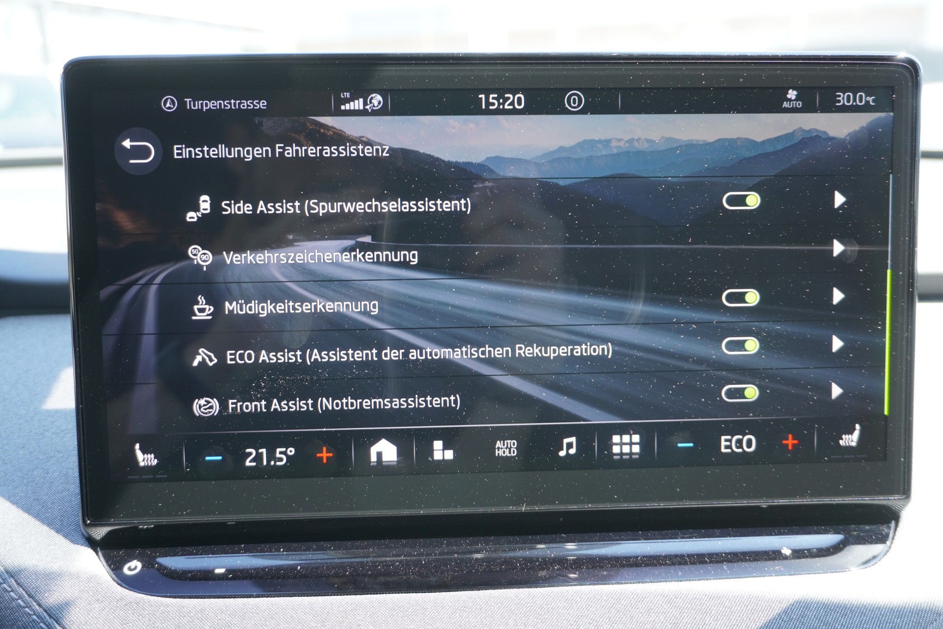 SKODA Enyaq iV 80-image-30