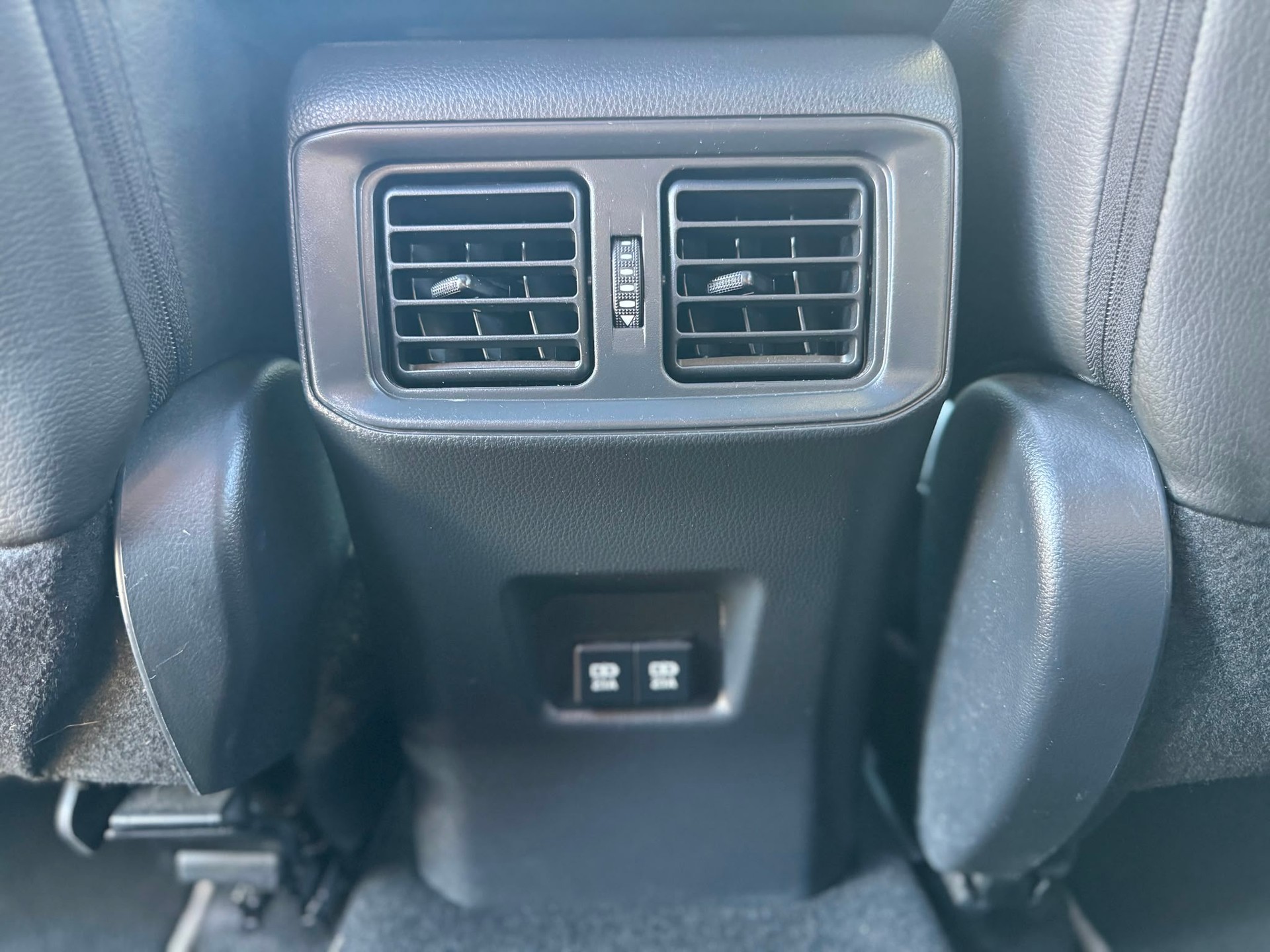 TOYOTA RAV-4 2.5 HSD Style e-CVT 4WD-image-16